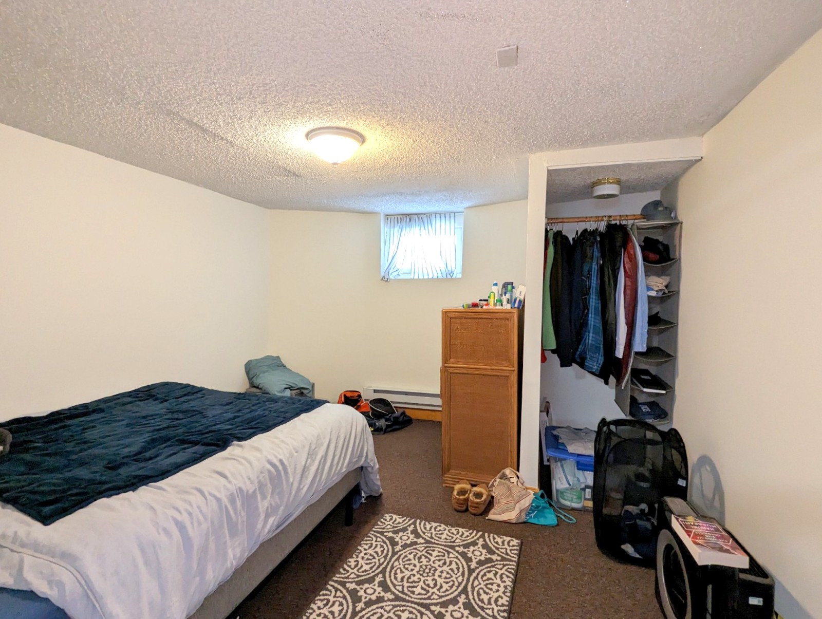 6 Bradford Ave, Medford