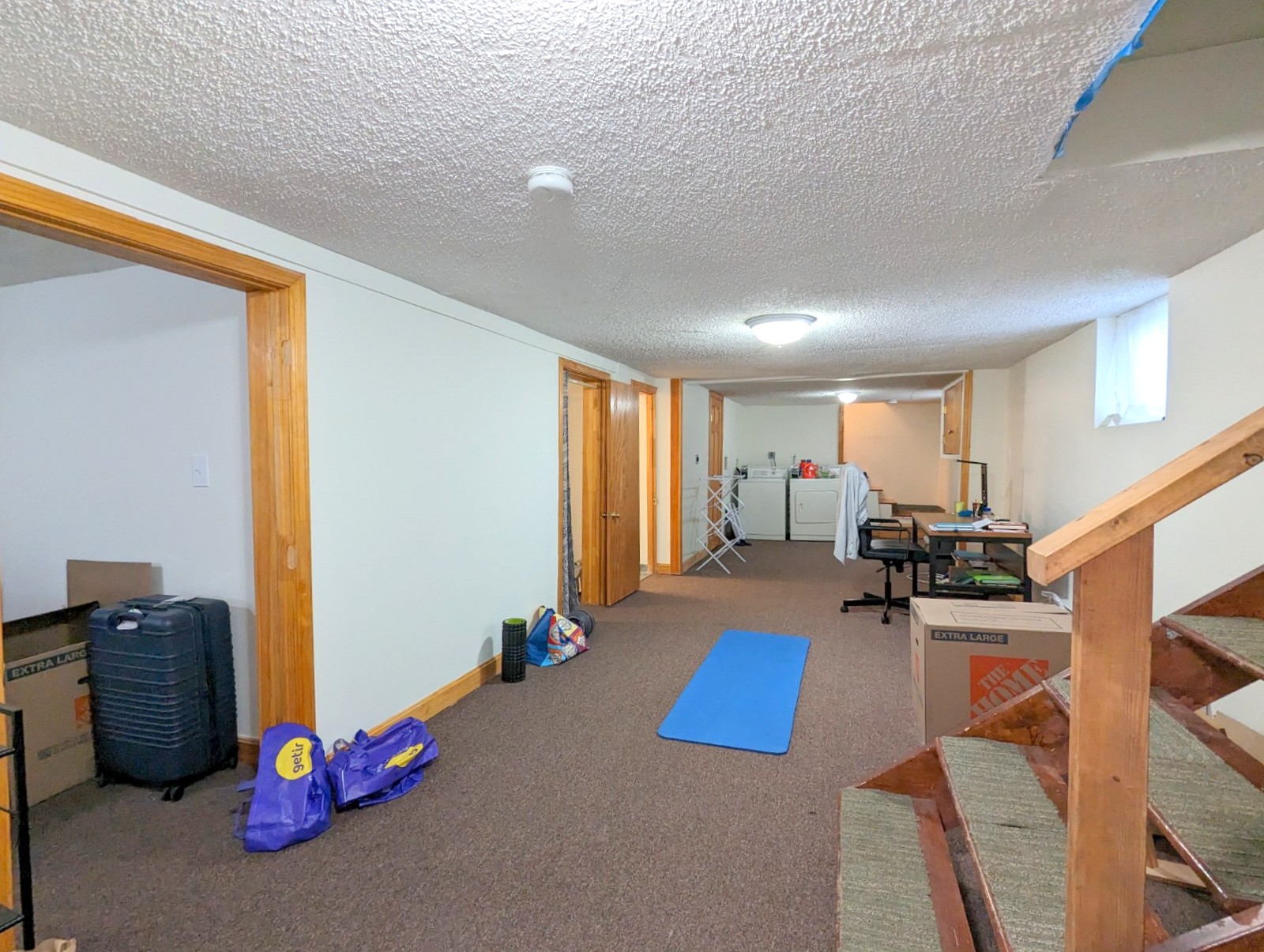 6 Bradford Ave, Medford