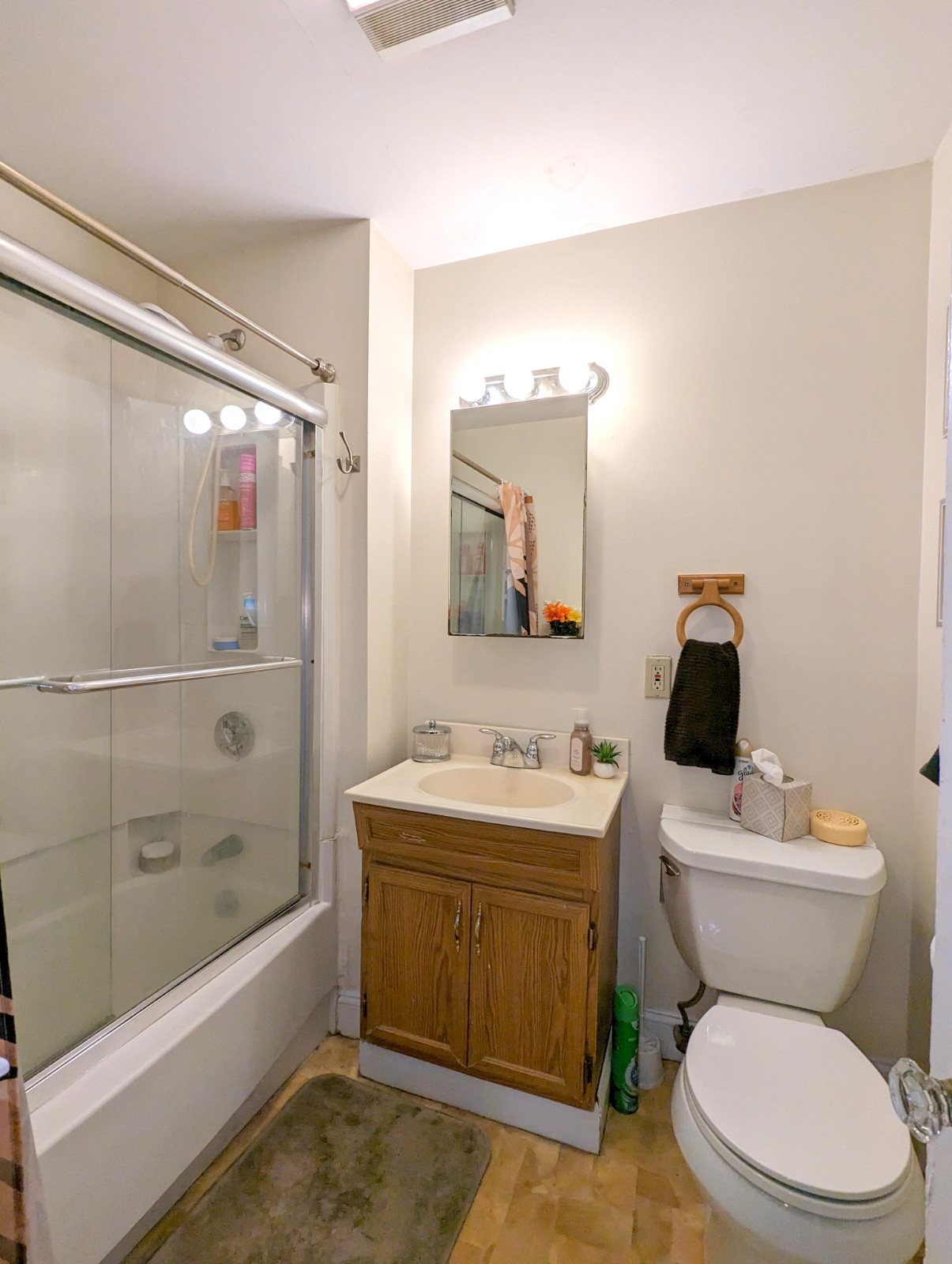 18 Sanborn Ave, Union Square