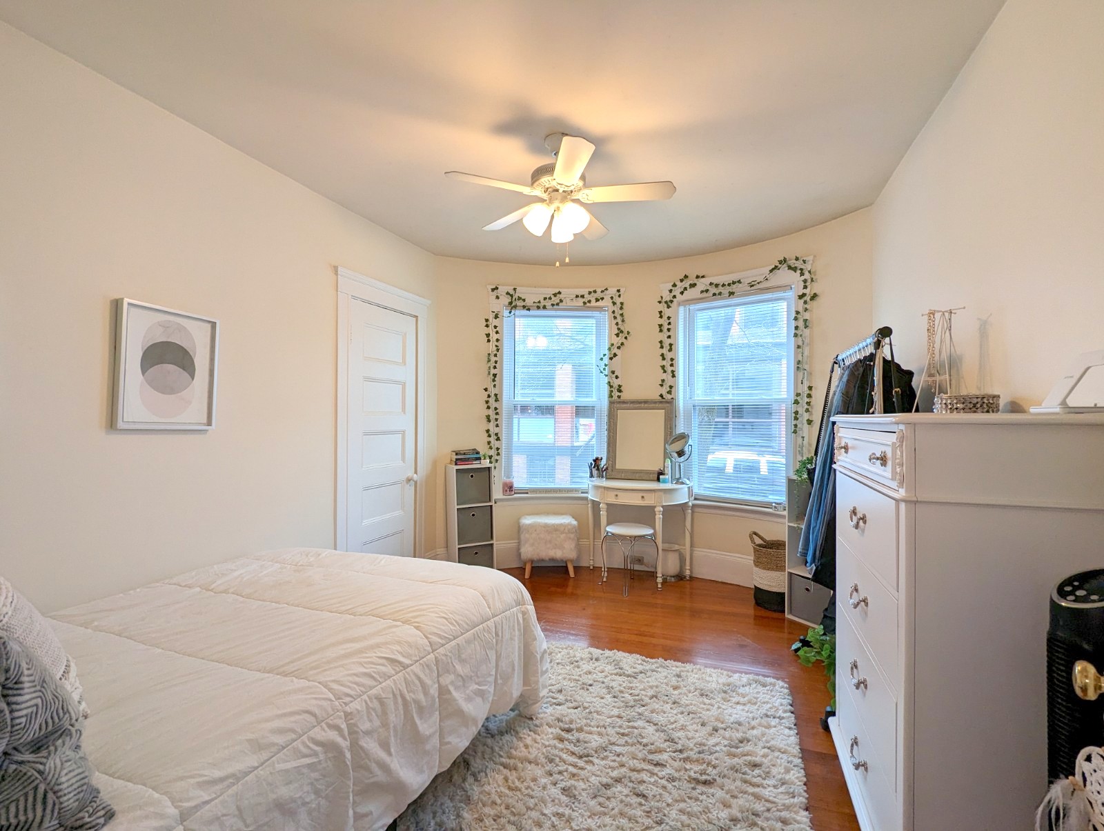 18 Sanborn Ave, Union Square