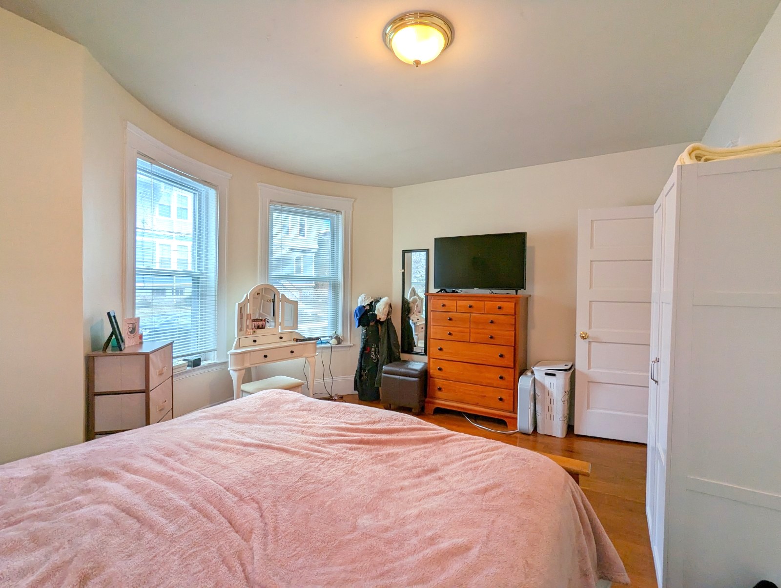 18 Sanborn Ave, Union Square