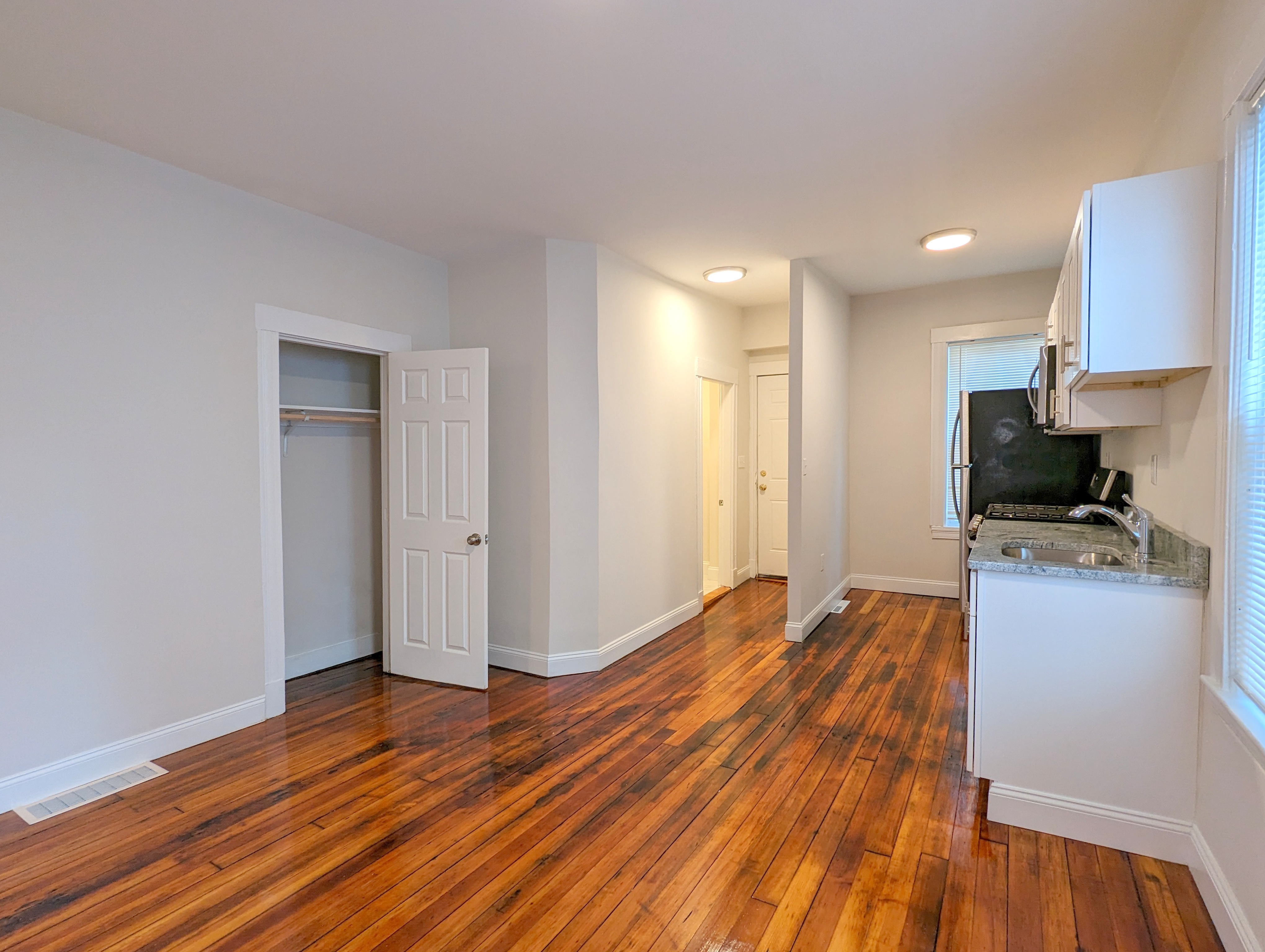 16 Warren Ave, Union Square