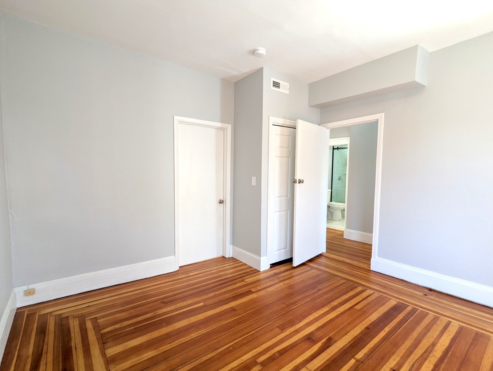 14 Belknap St, Teele Square