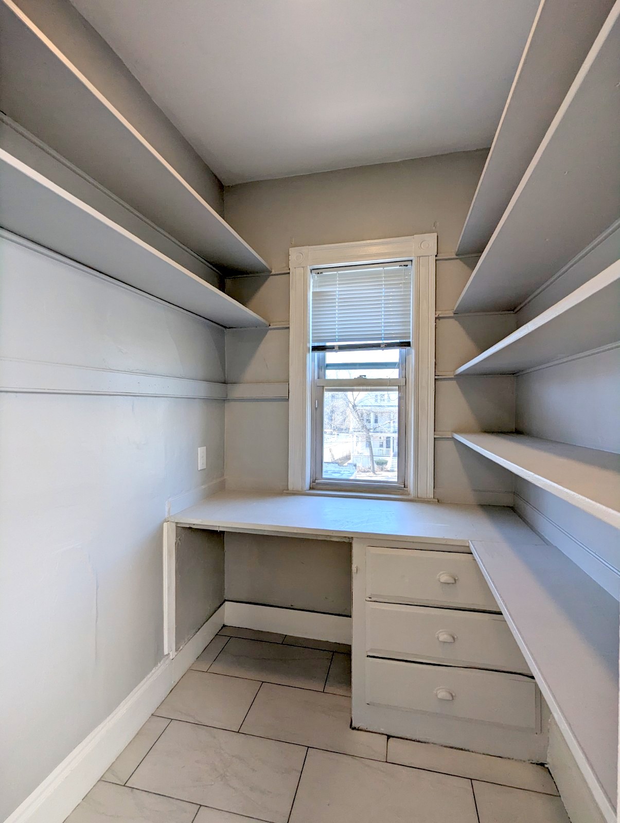 14 Belknap St, Teele Square