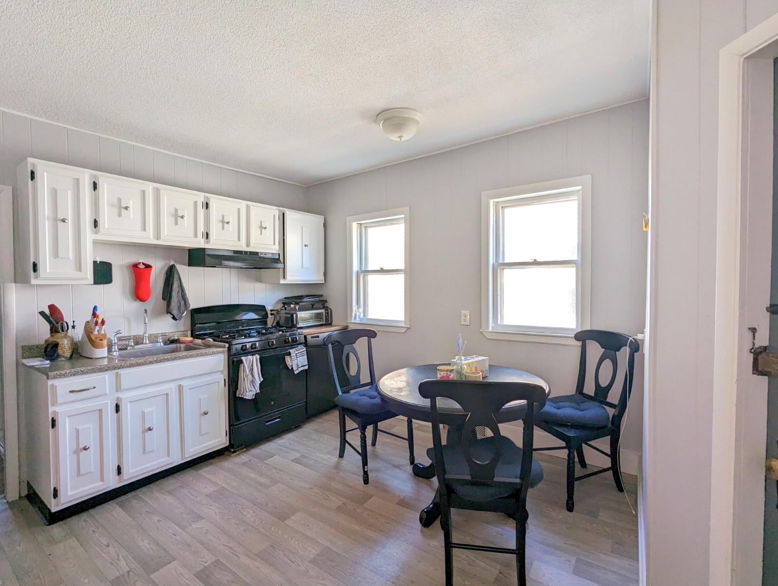 88 Frederick Ave, Medford