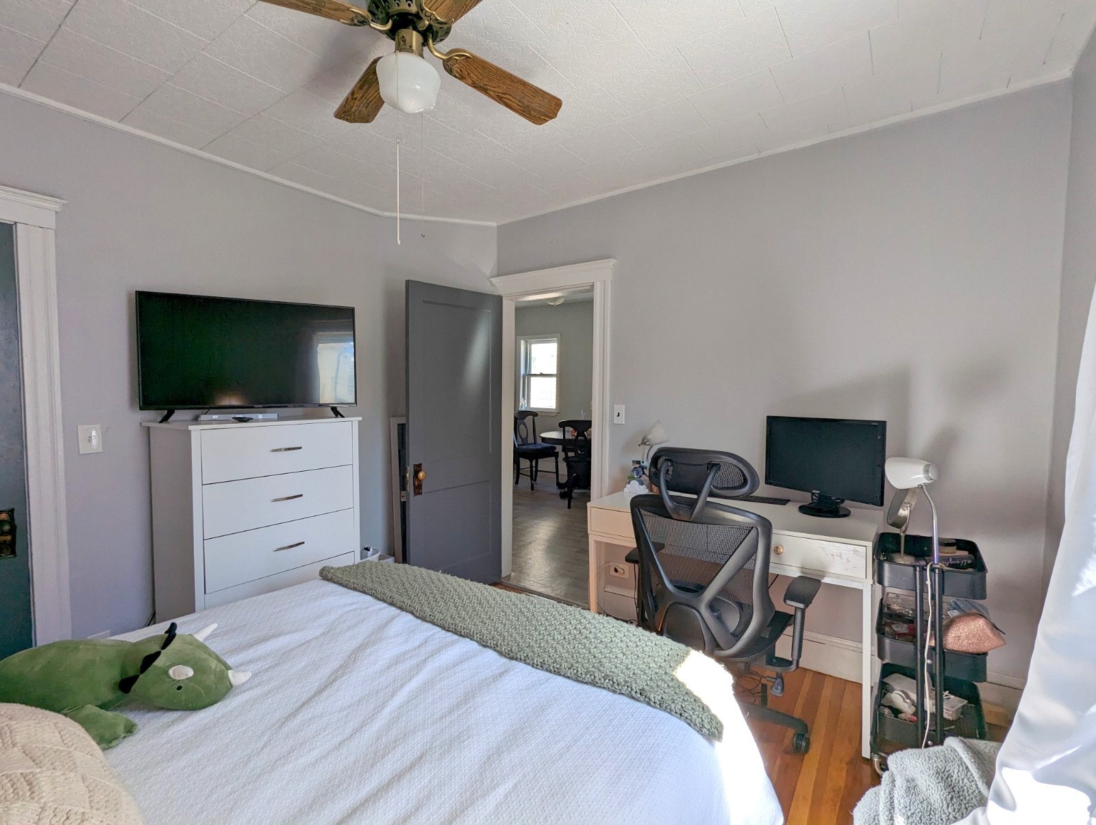 88 Frederick Ave, Medford