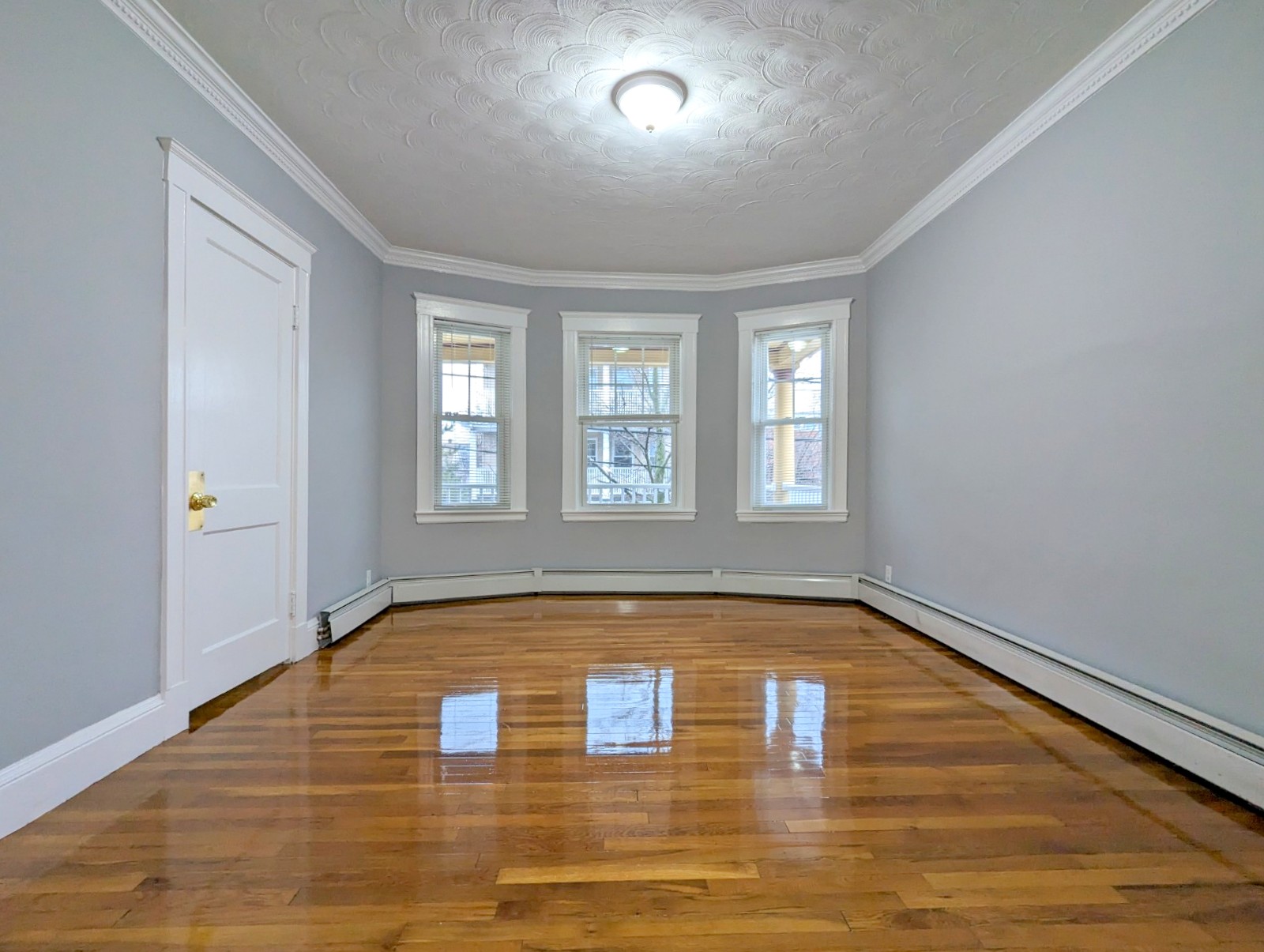 4 Edgar Ct, Winter Hill