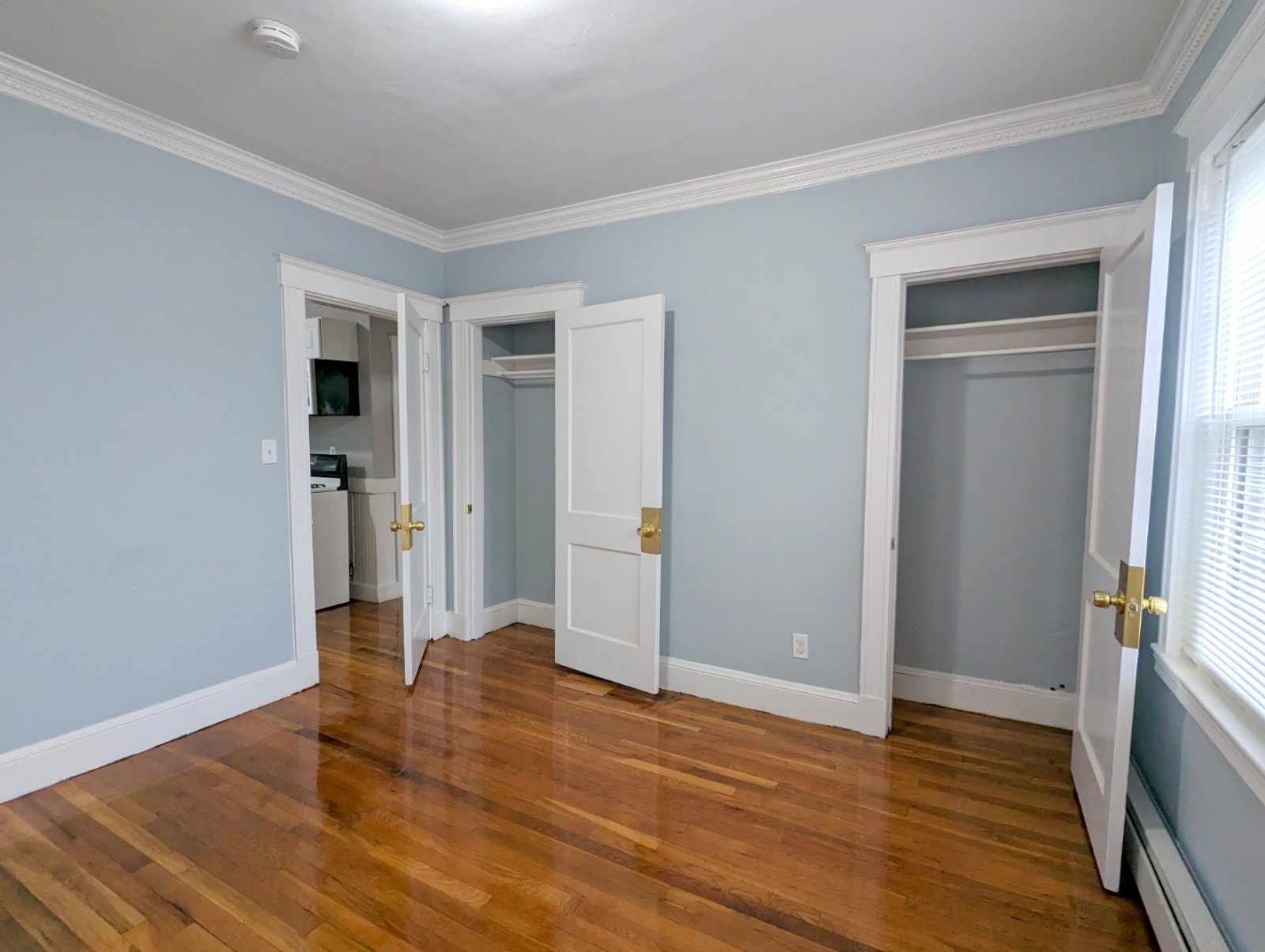 4 Edgar Ct, Winter Hill