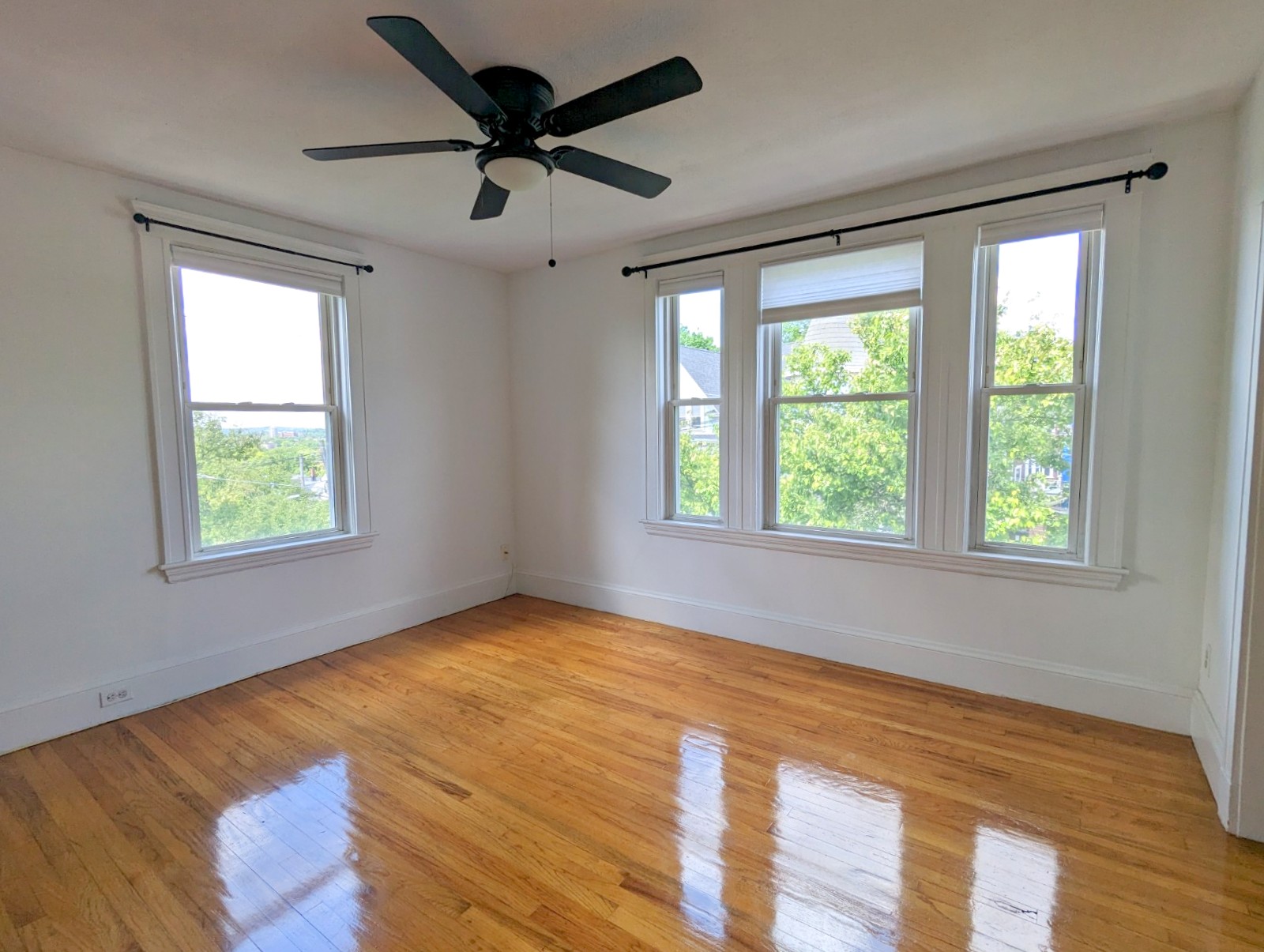 119 Lowell St, Spring Hill