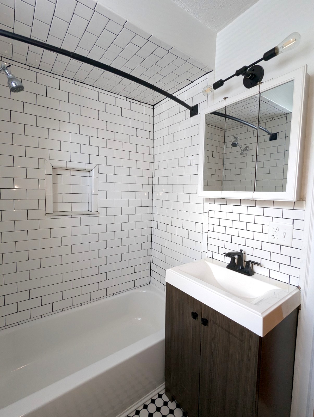 119 Lowell St, Spring Hill