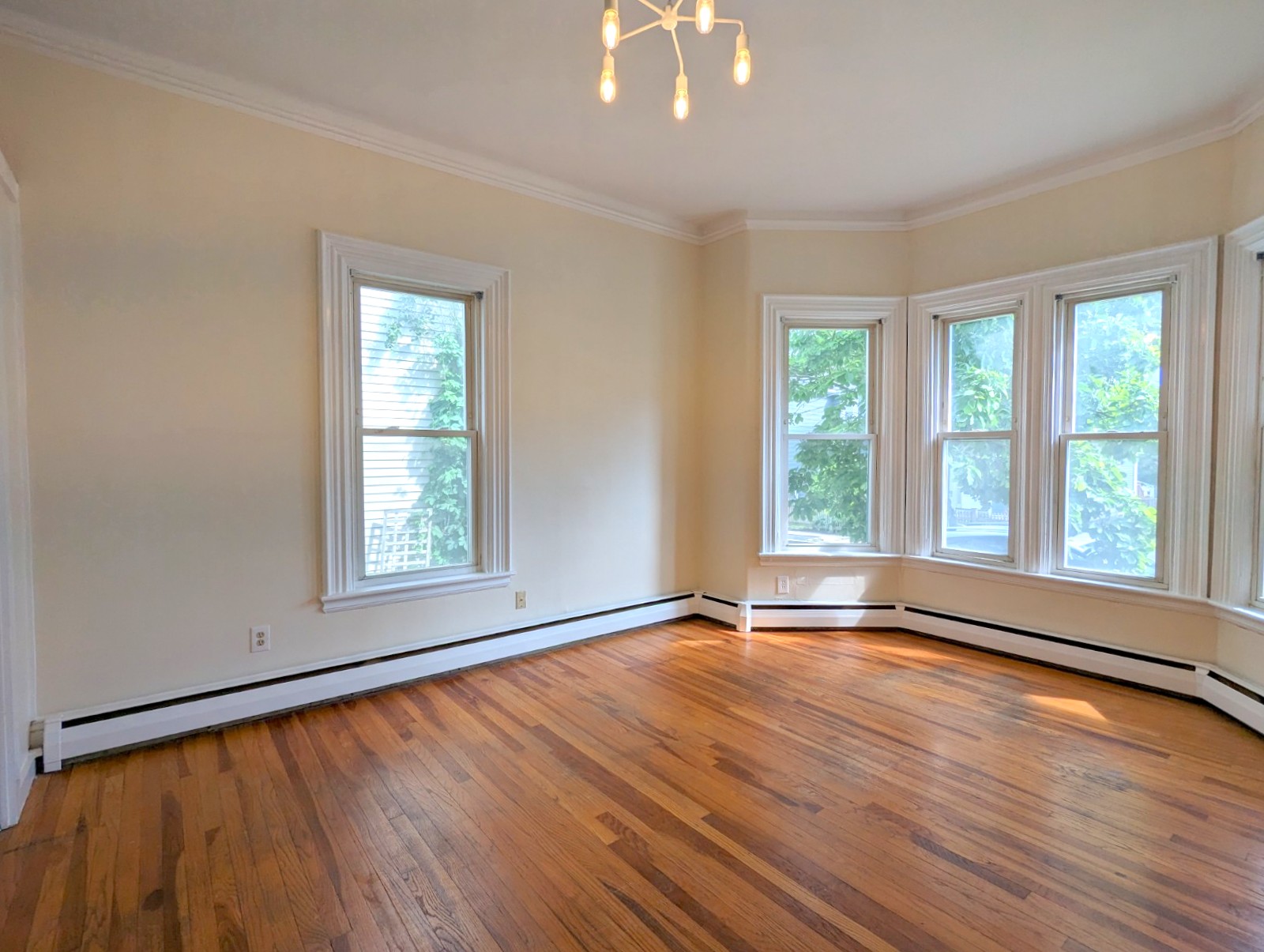 15 Howe St, Gilman Square