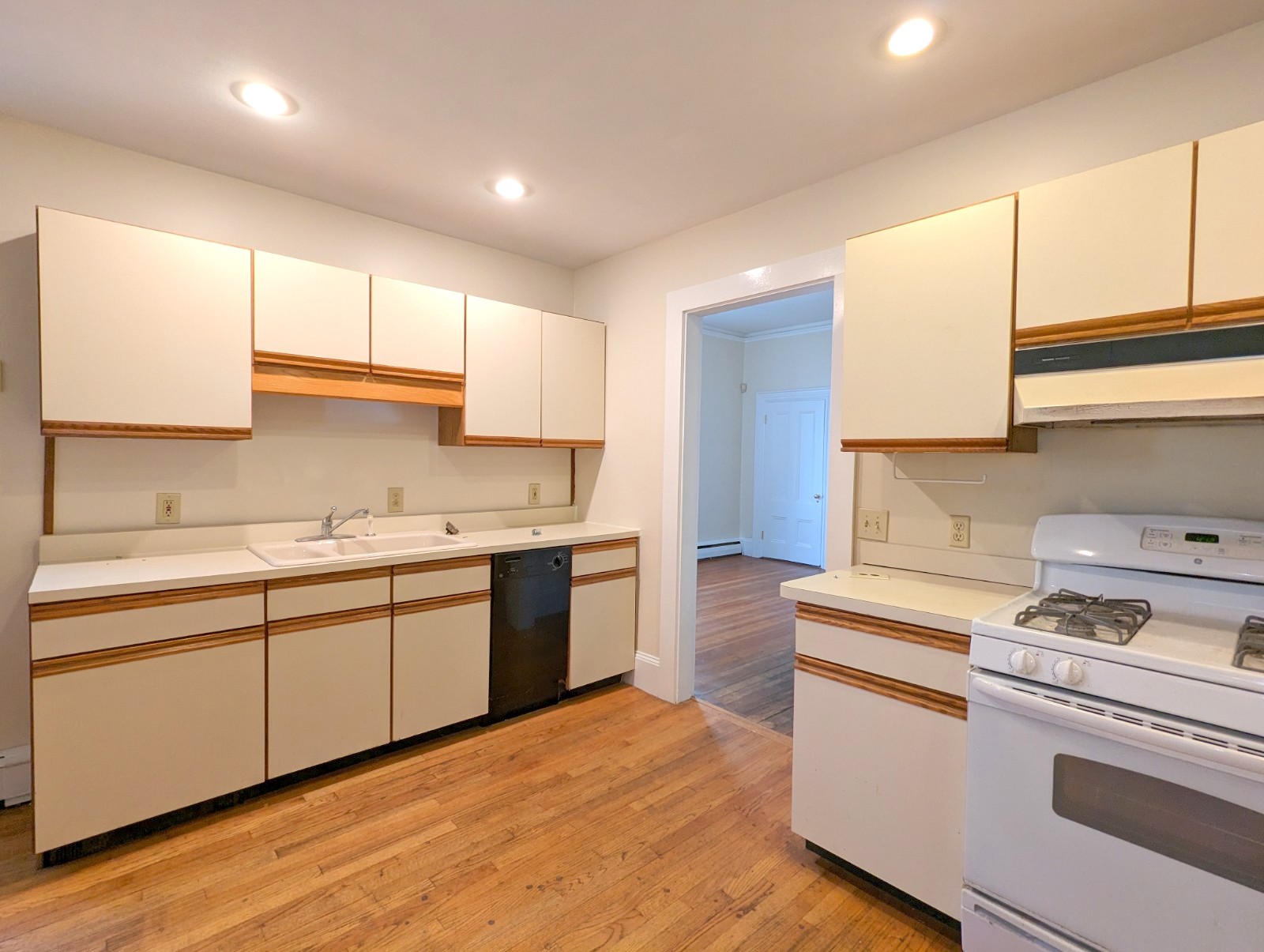 15 Howe St, Gilman Square