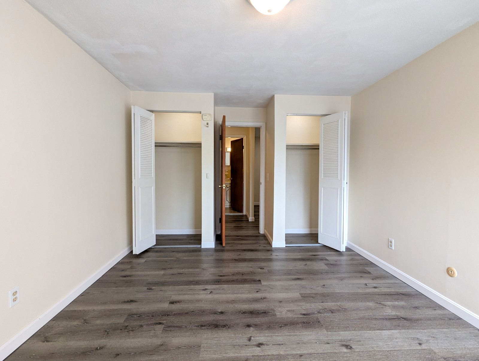 86 Newbury St, Davis Square