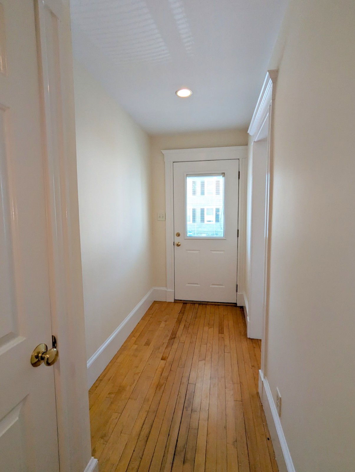 14 Maple Ave, Medford