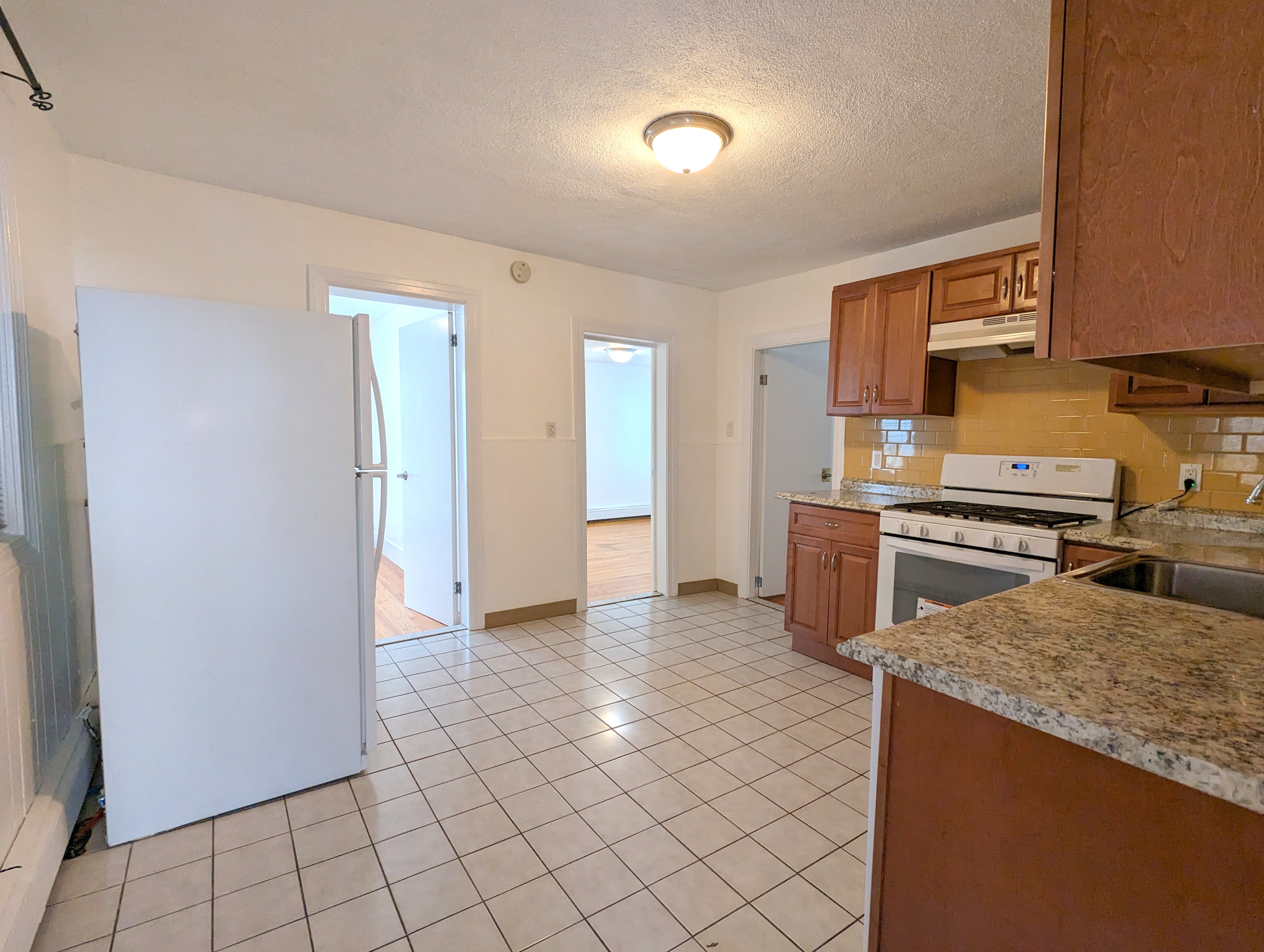 322 Lowell St, Magoun Square