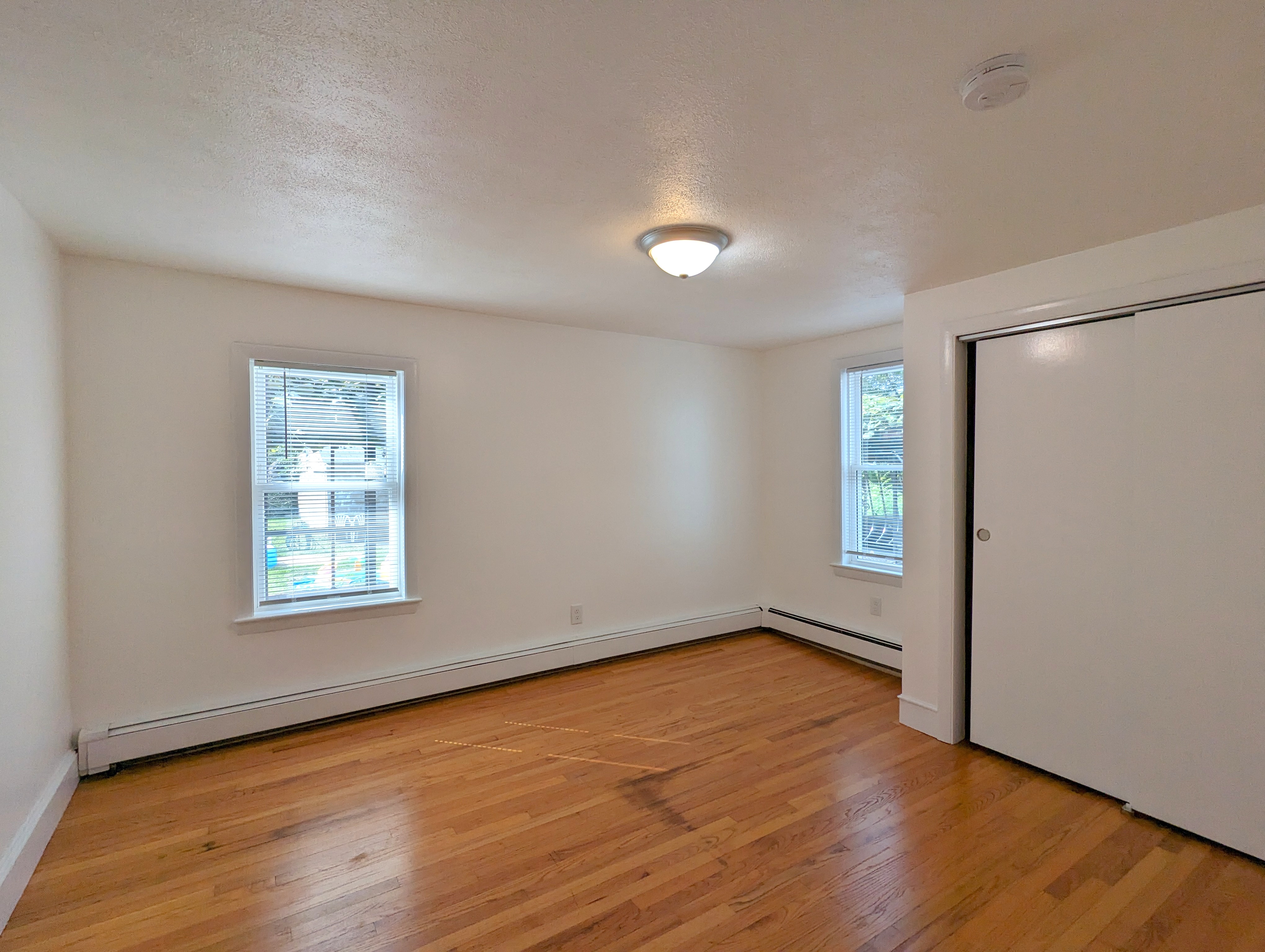 322 Lowell St, Magoun Square