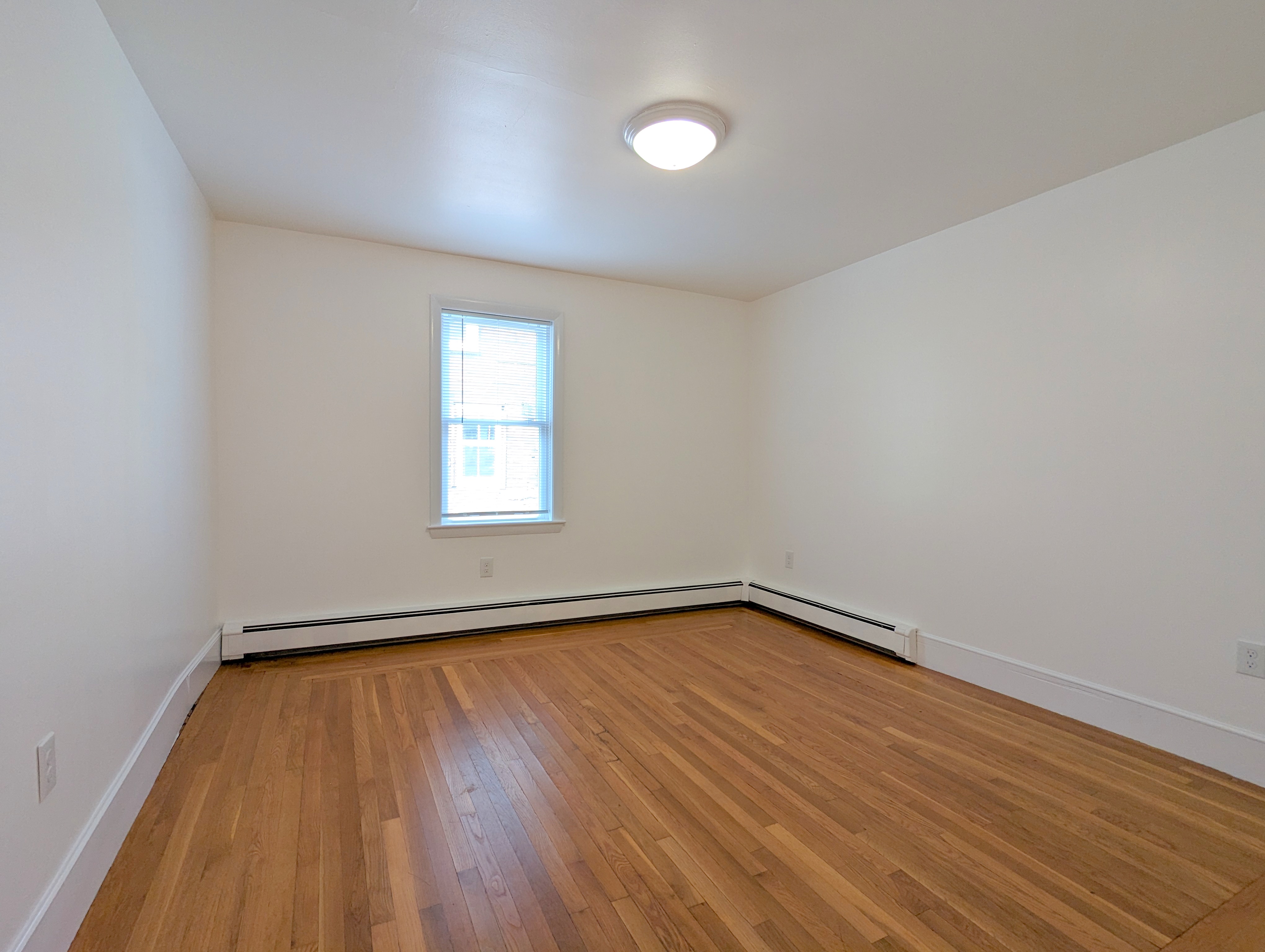 322 Lowell St, Magoun Square