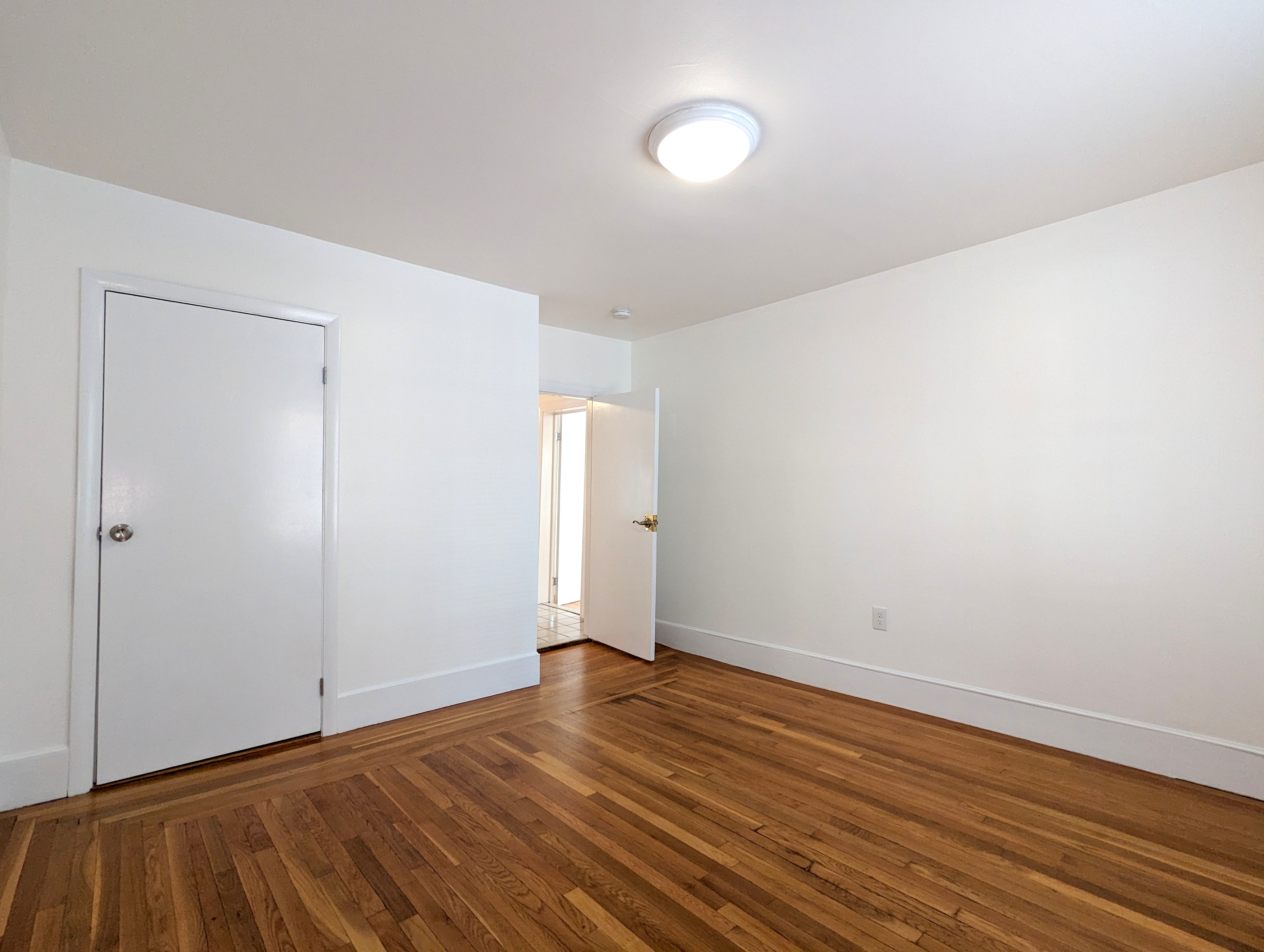 322 Lowell St, Magoun Square