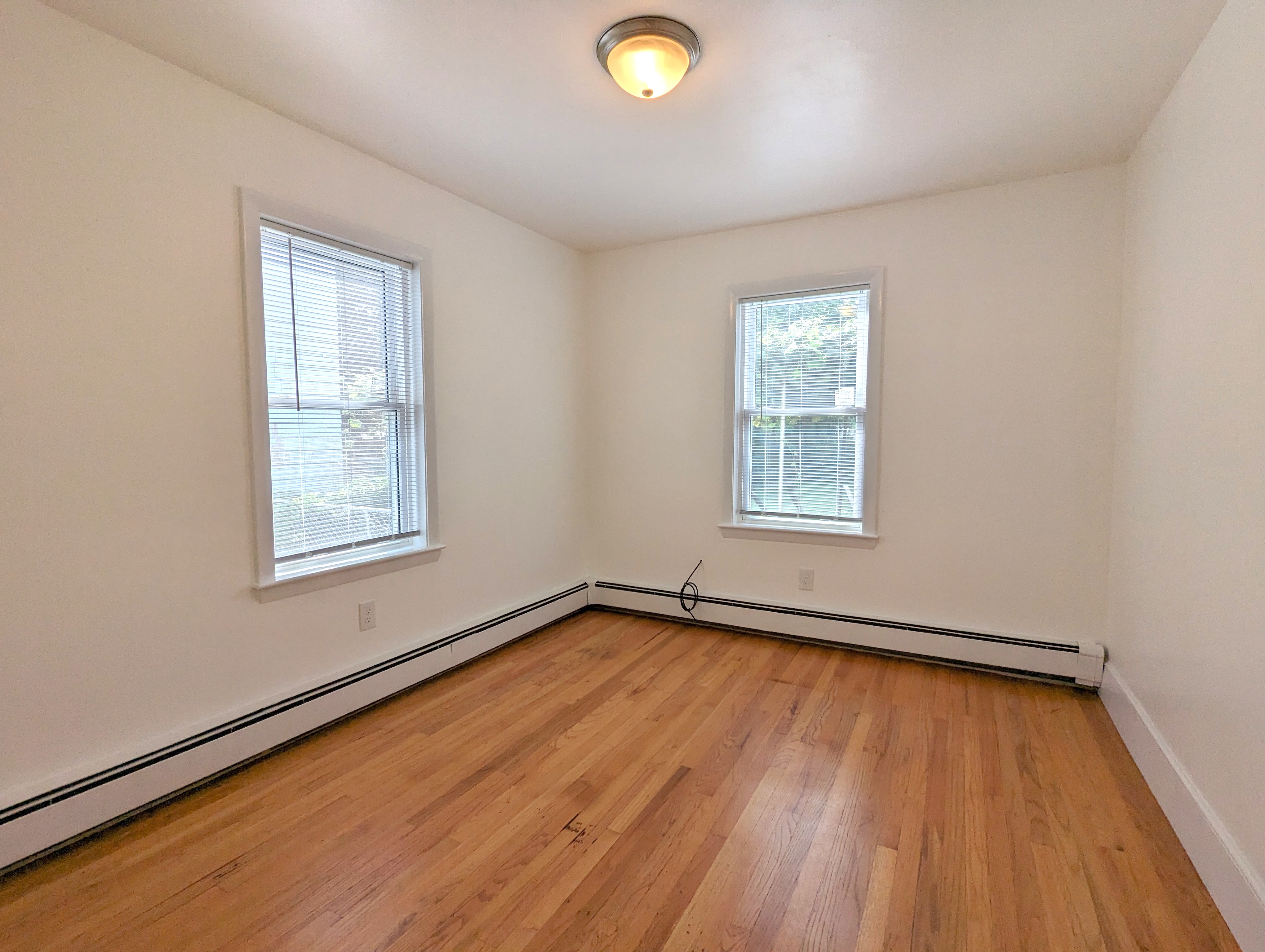 322 Lowell St, Magoun Square