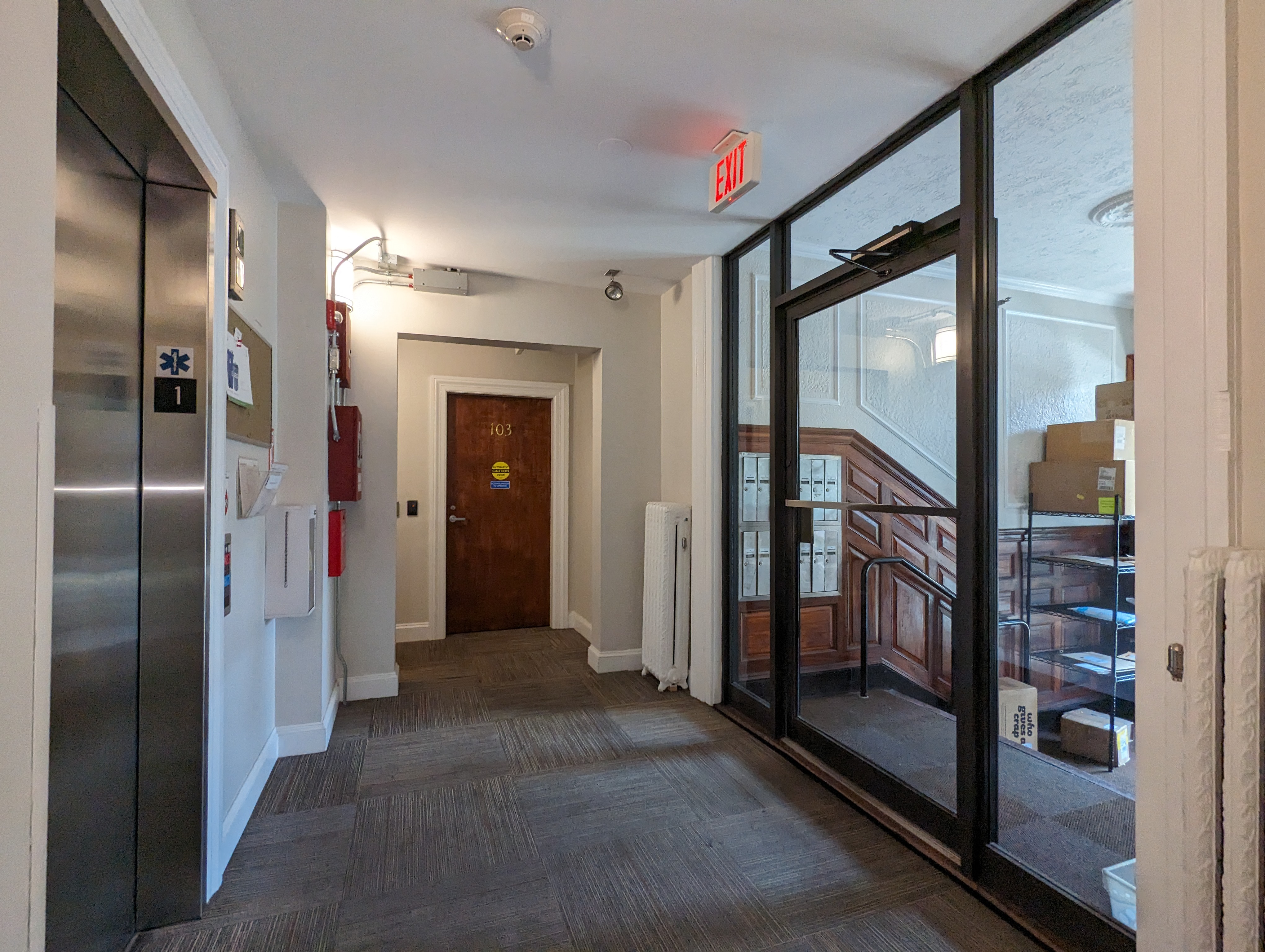 1039 Massachusetts Ave, Harvard Square