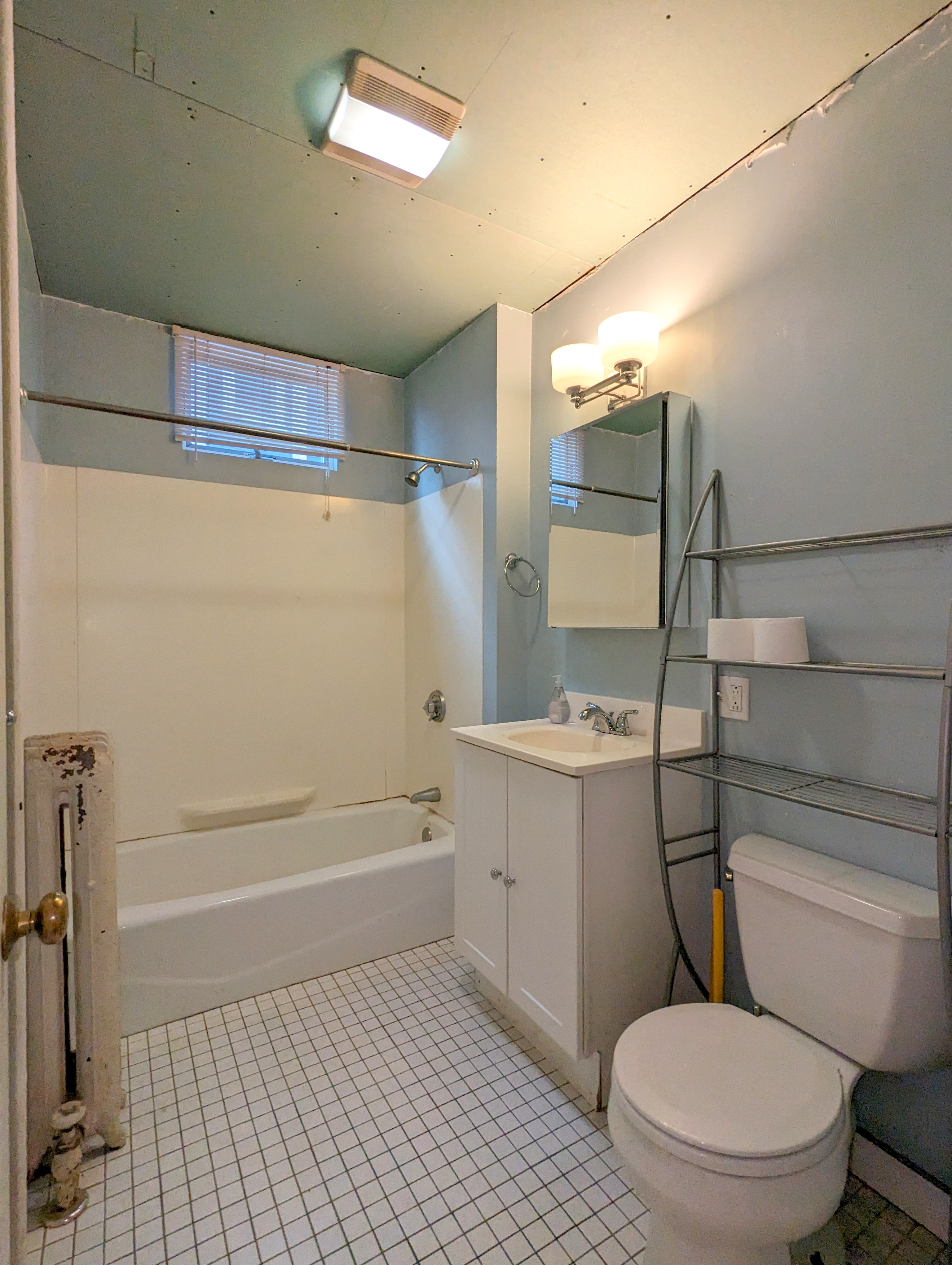 79 Conwell Ave, Teele Square