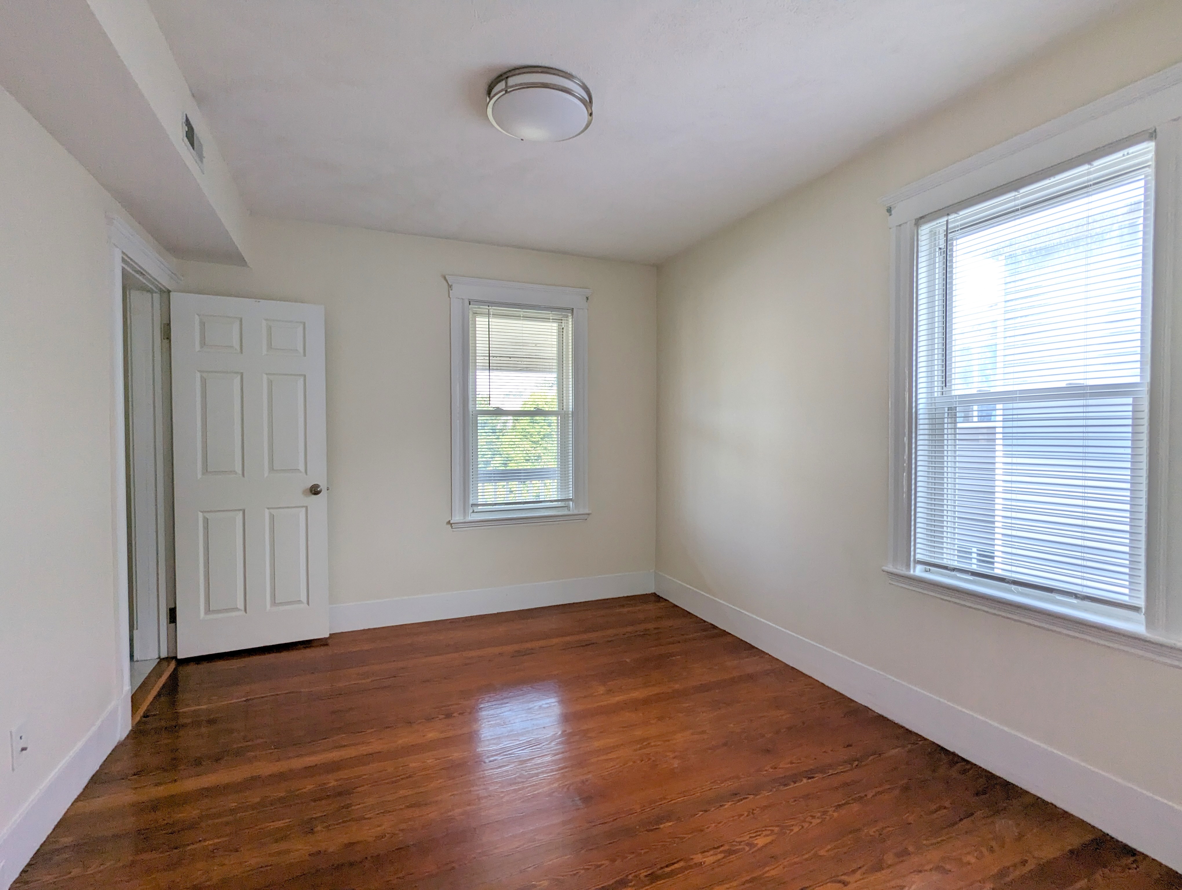 65 Conwell Ave, Teele Square