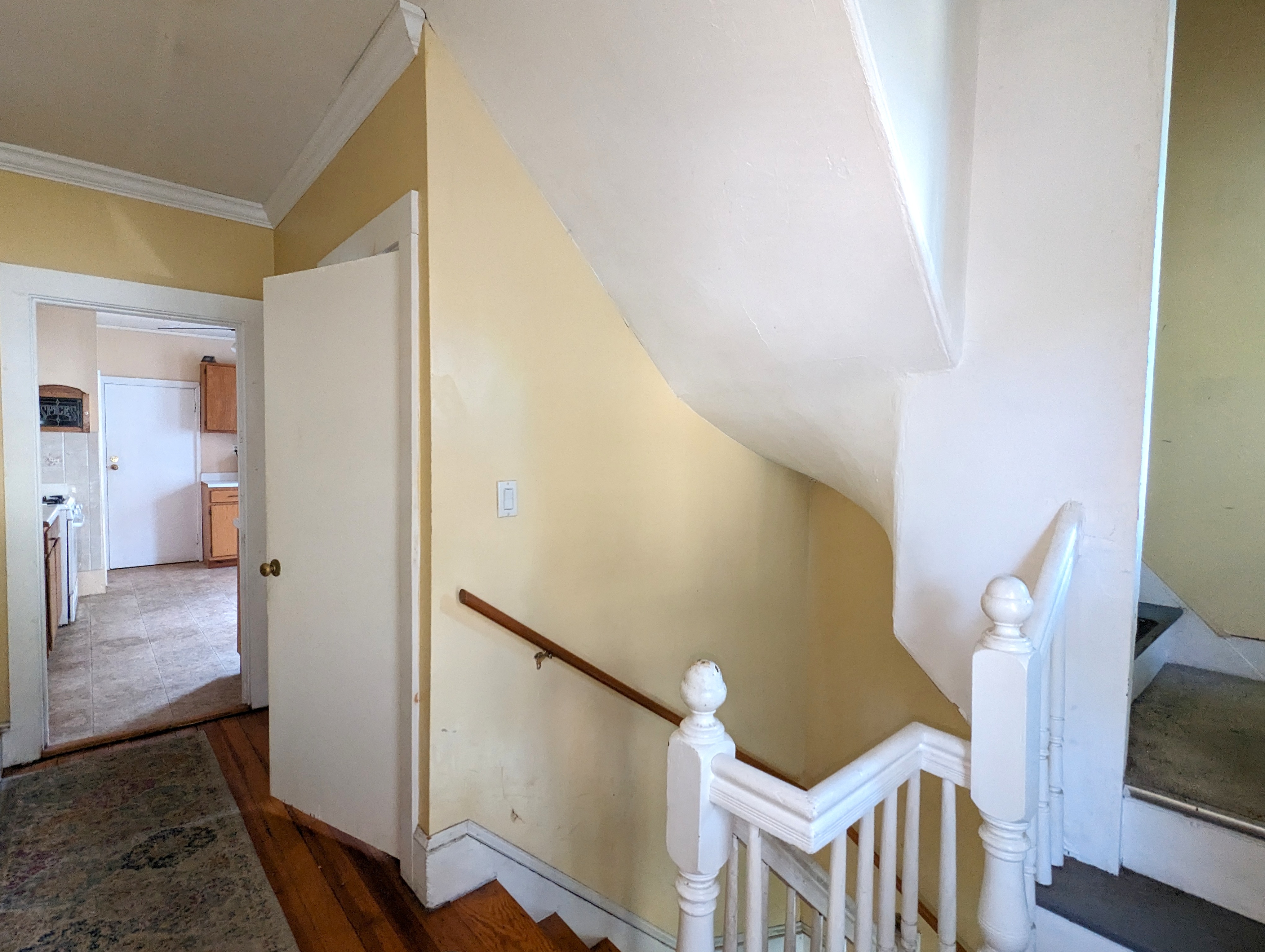 16 Glendale Ave, Davis Square