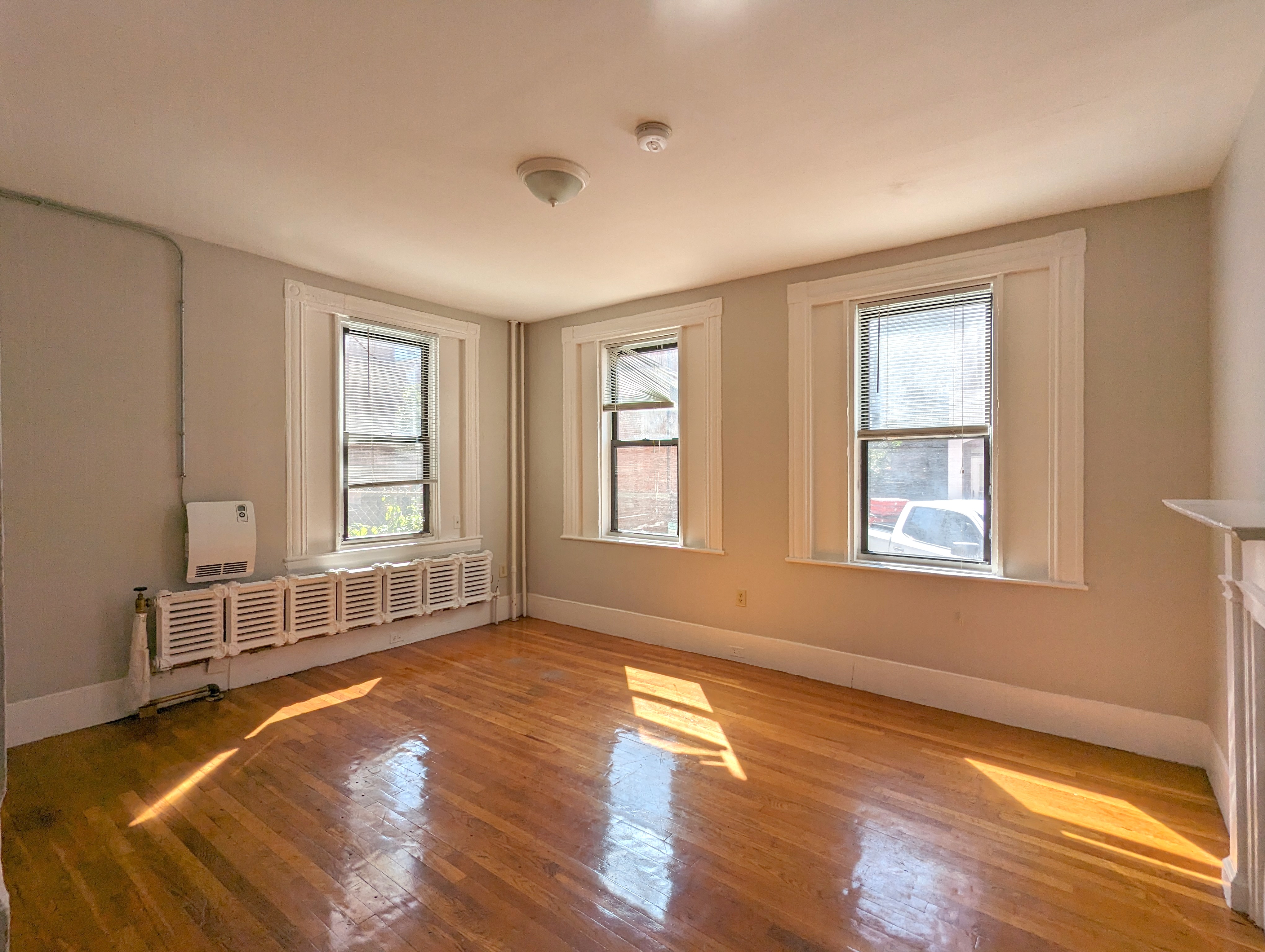 48 Jfk St, Harvard Square