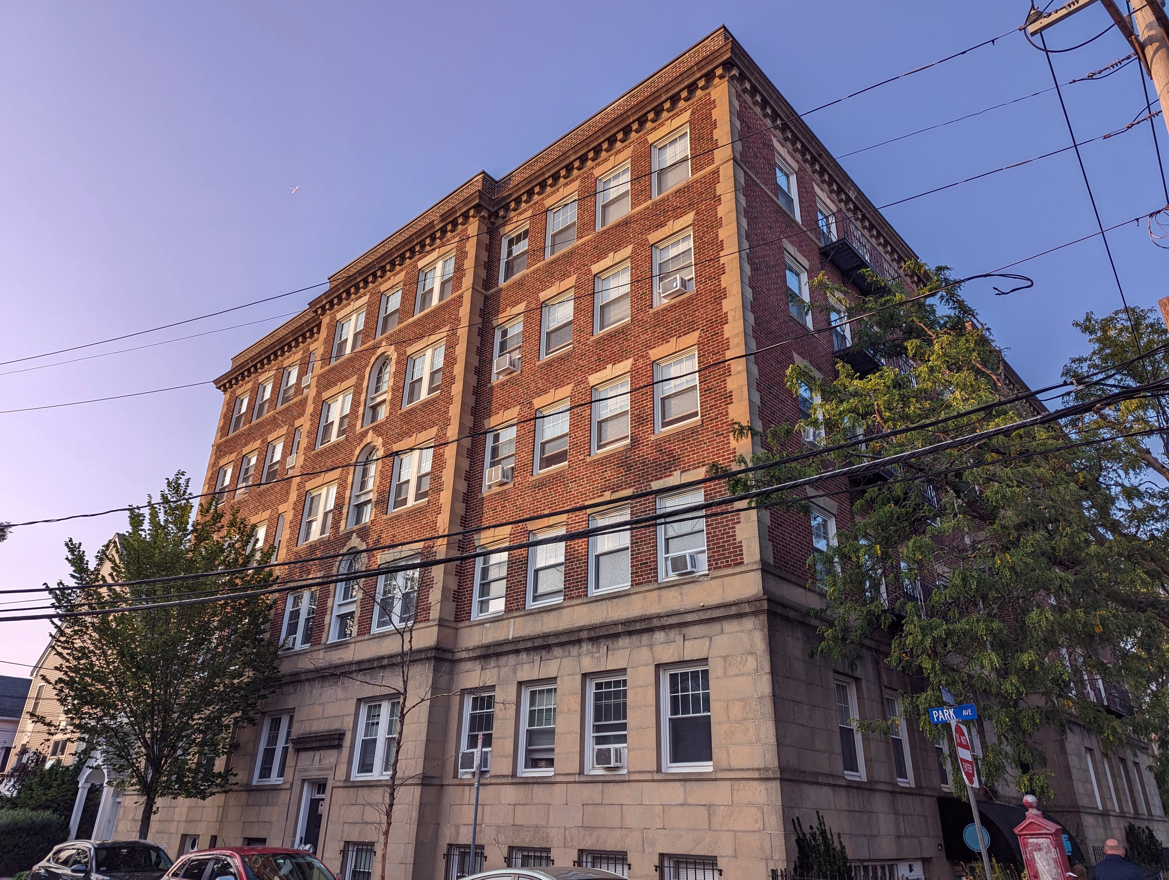 36 College Ave, Davis Square