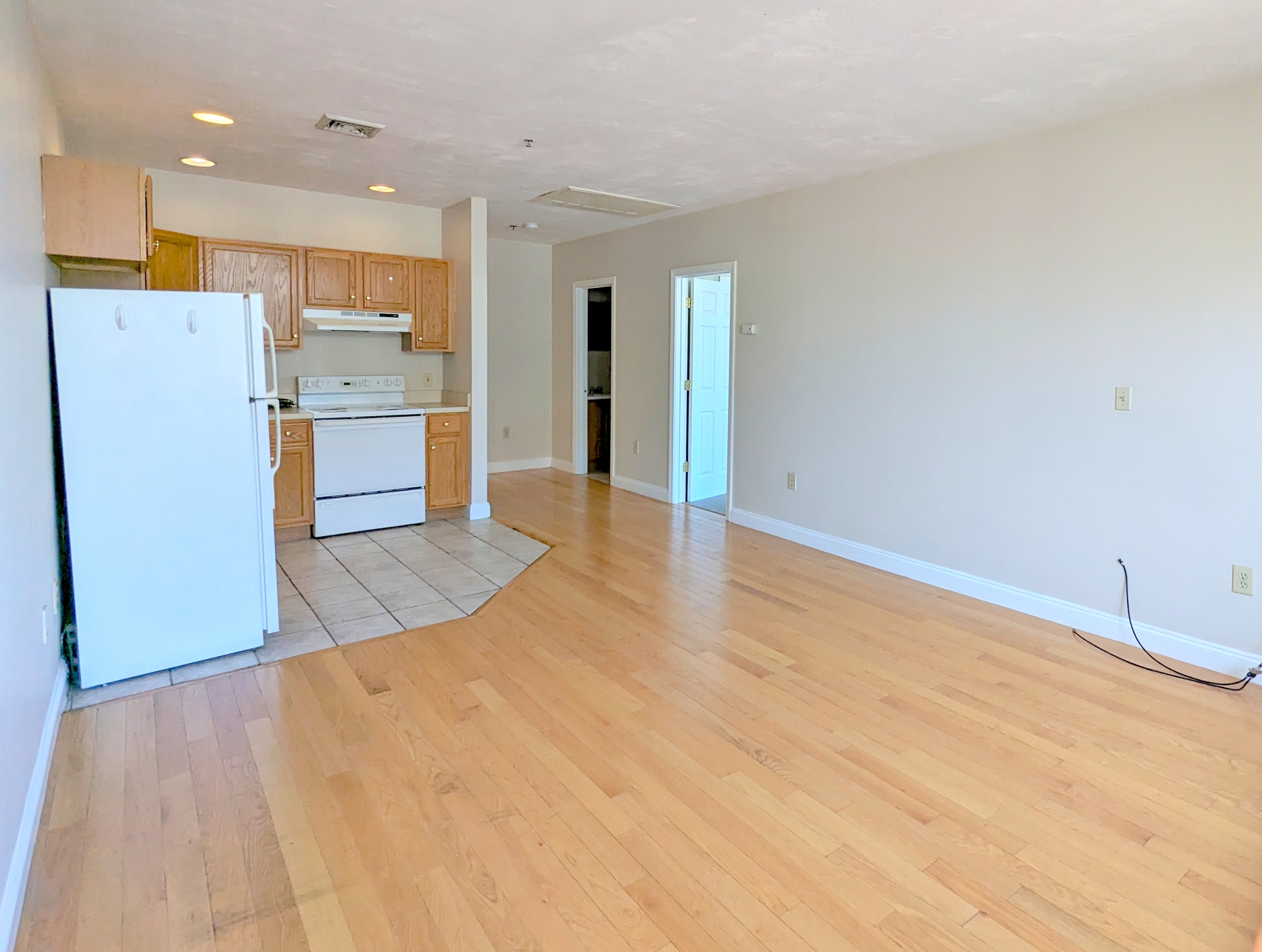 15 Pearl St, Central Square