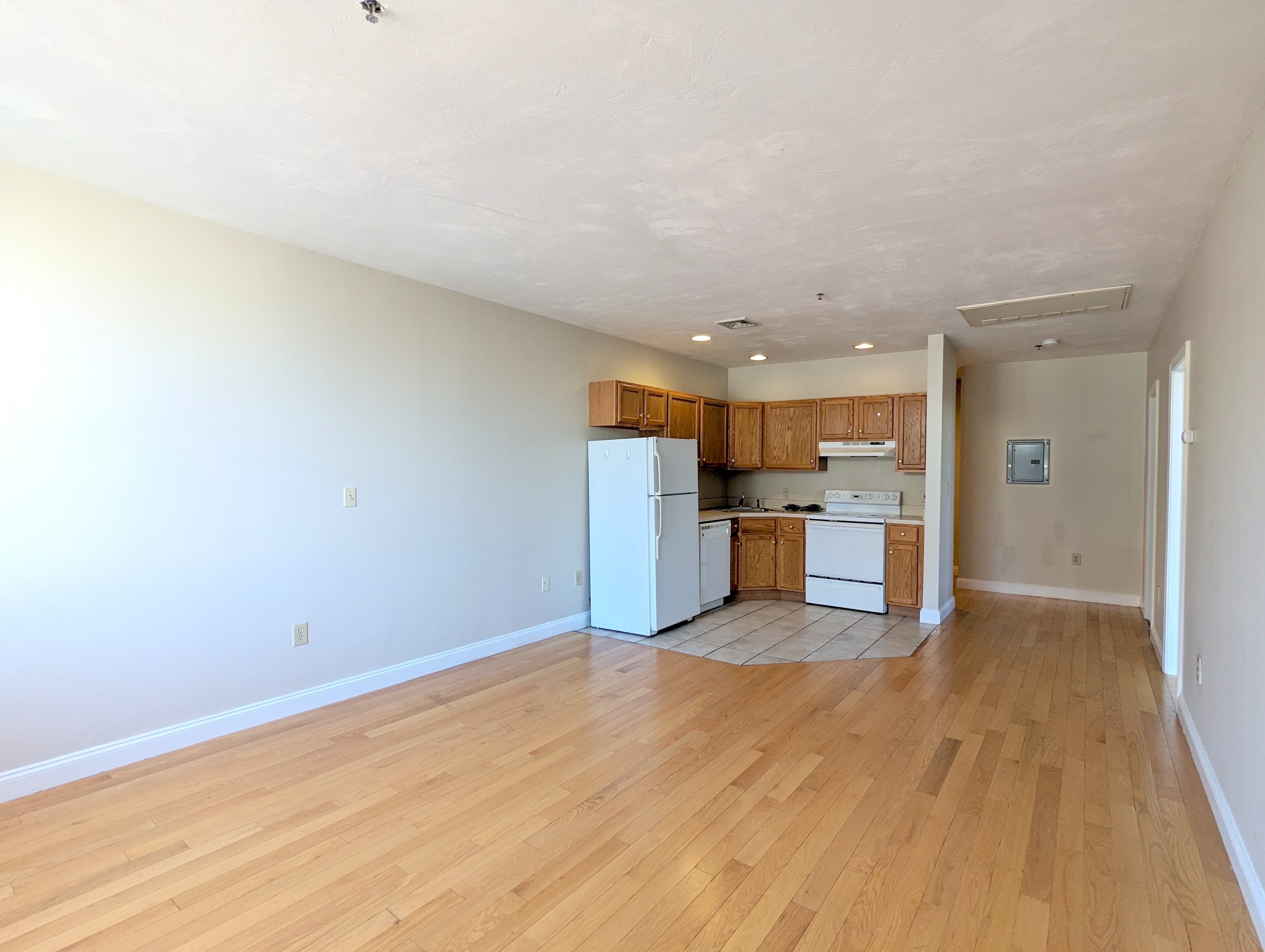 15 Pearl St, Central Square