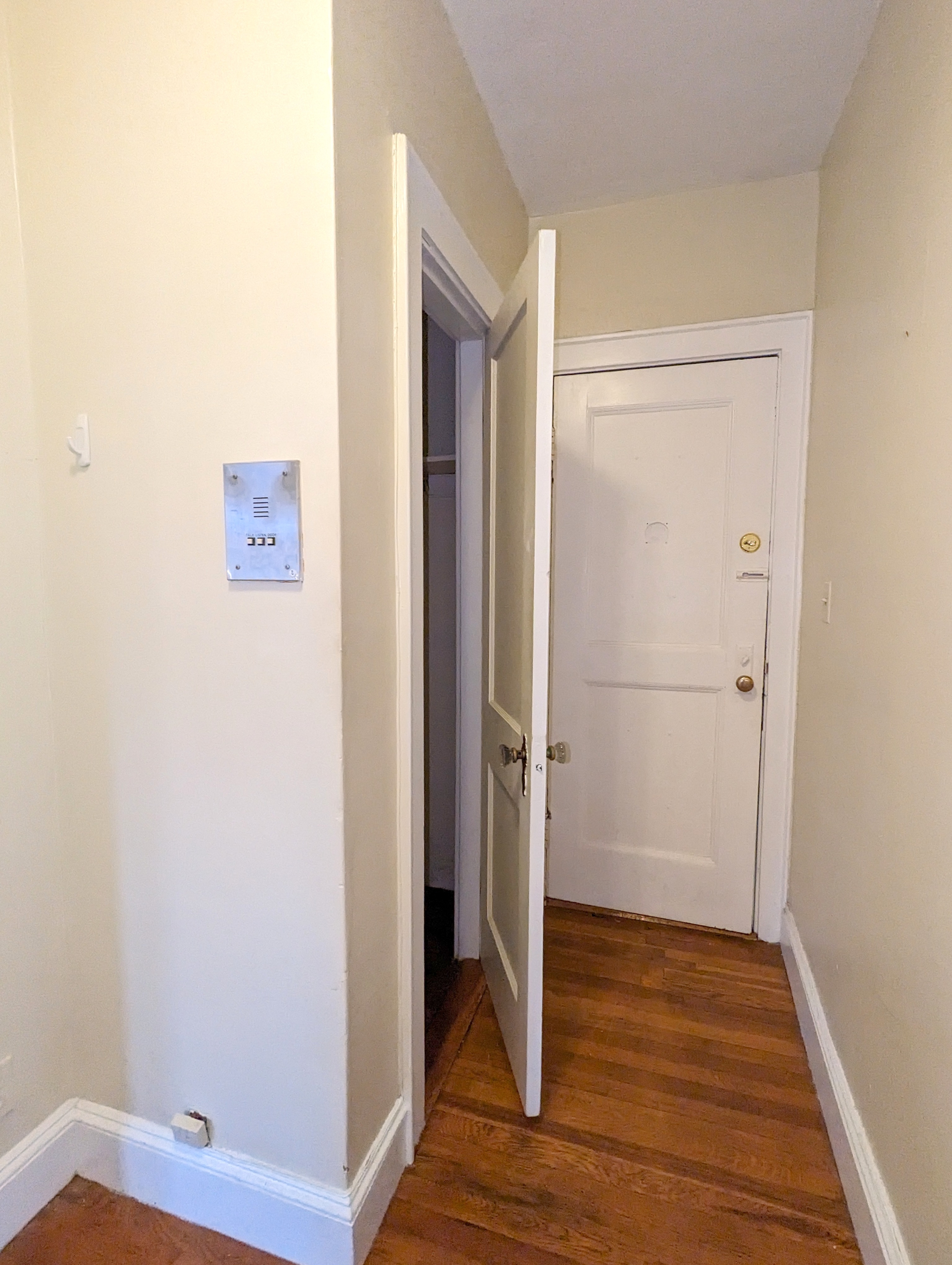 4 Cogswell Ave, Porter Square