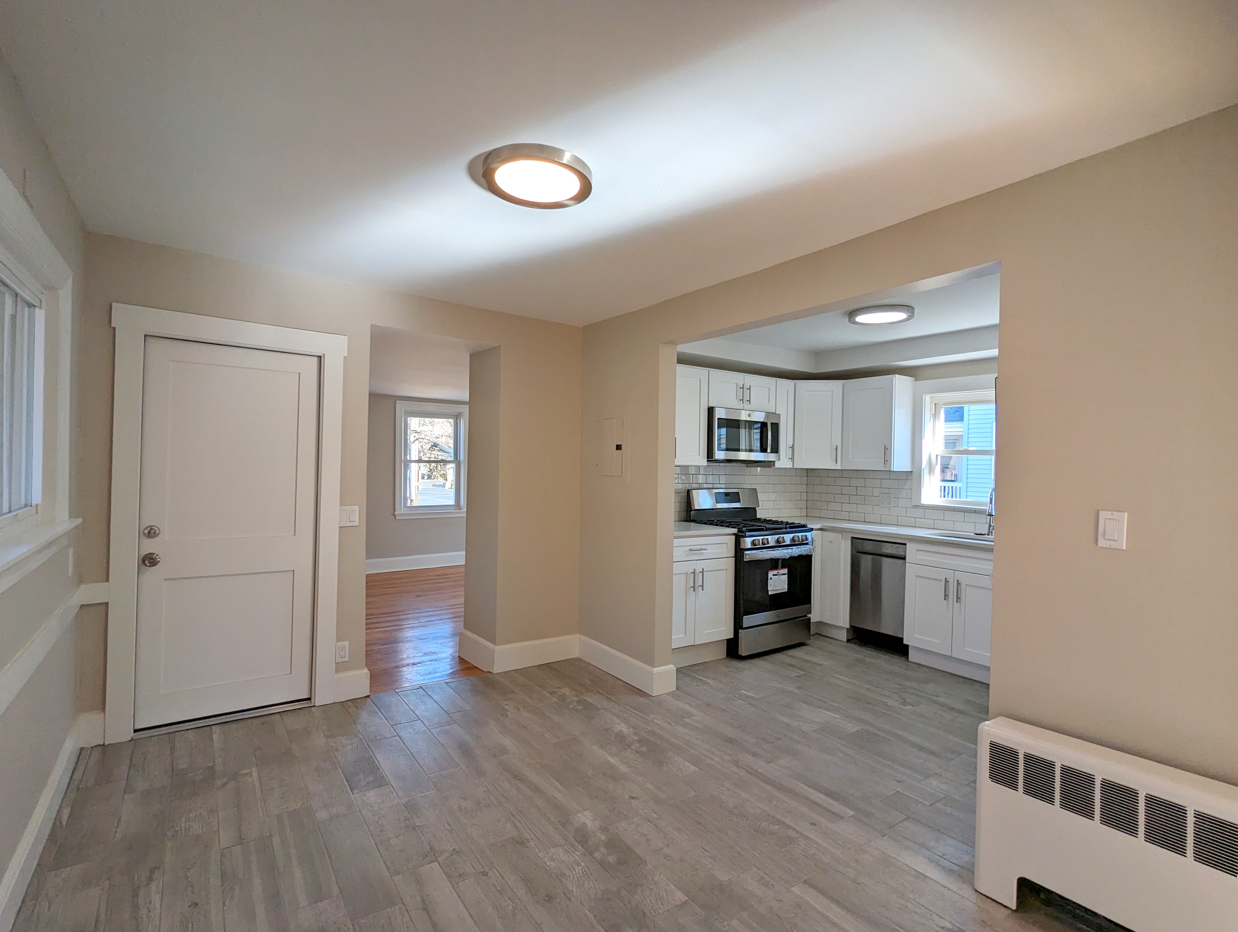 8 Fisk Ave, Magoun Square