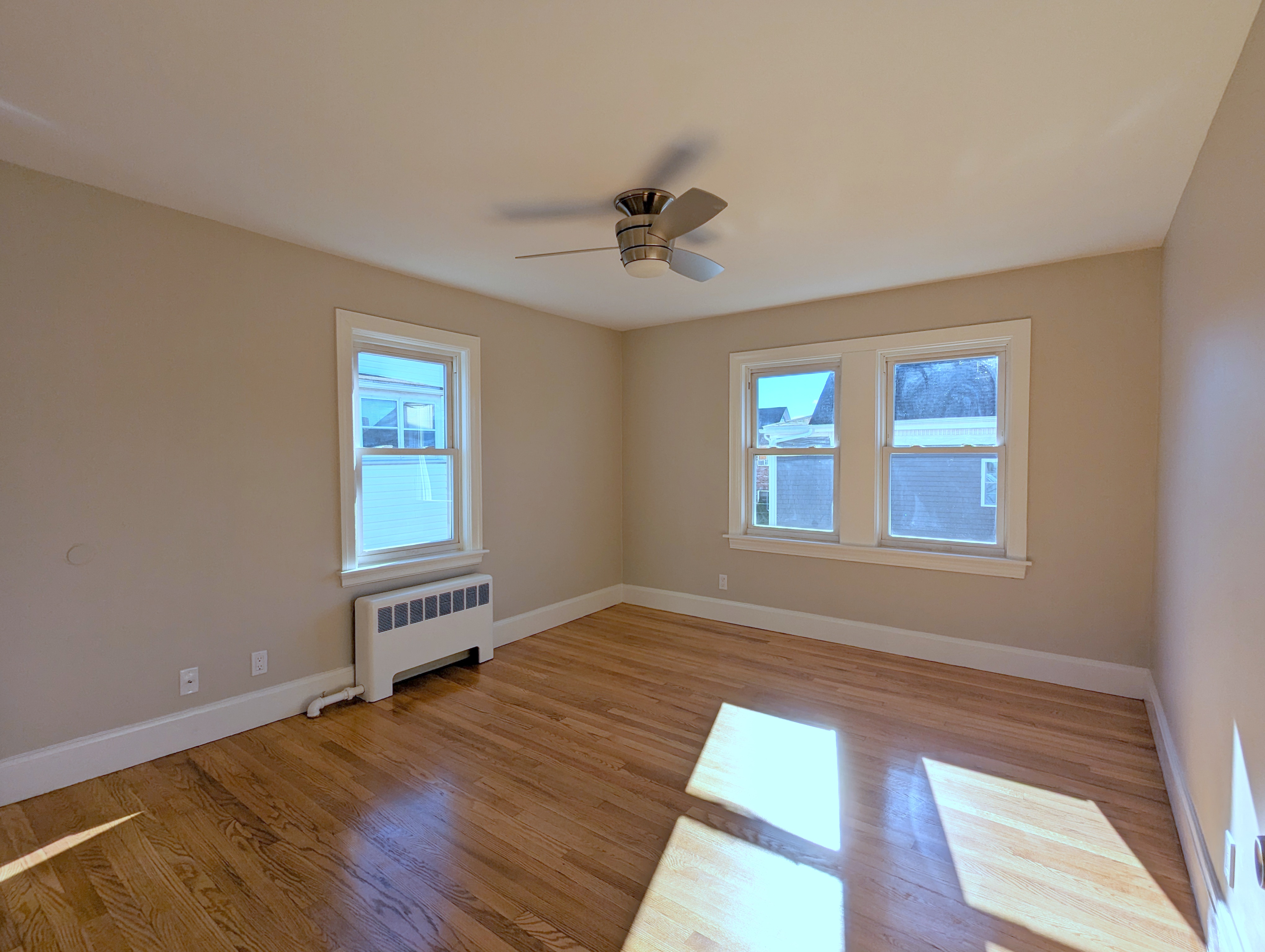 8 Fisk Ave, Magoun Square