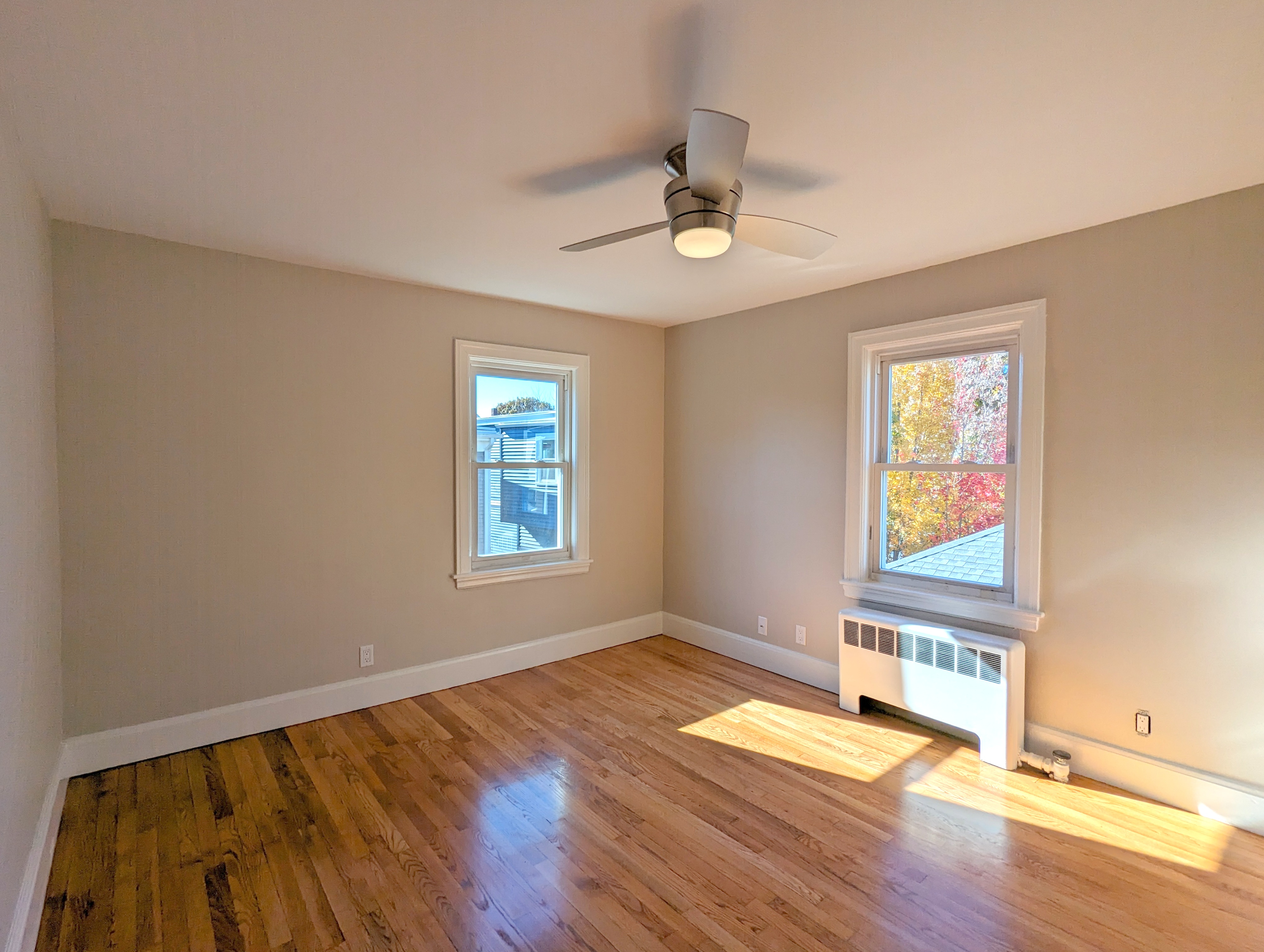 8 Fisk Ave, Magoun Square