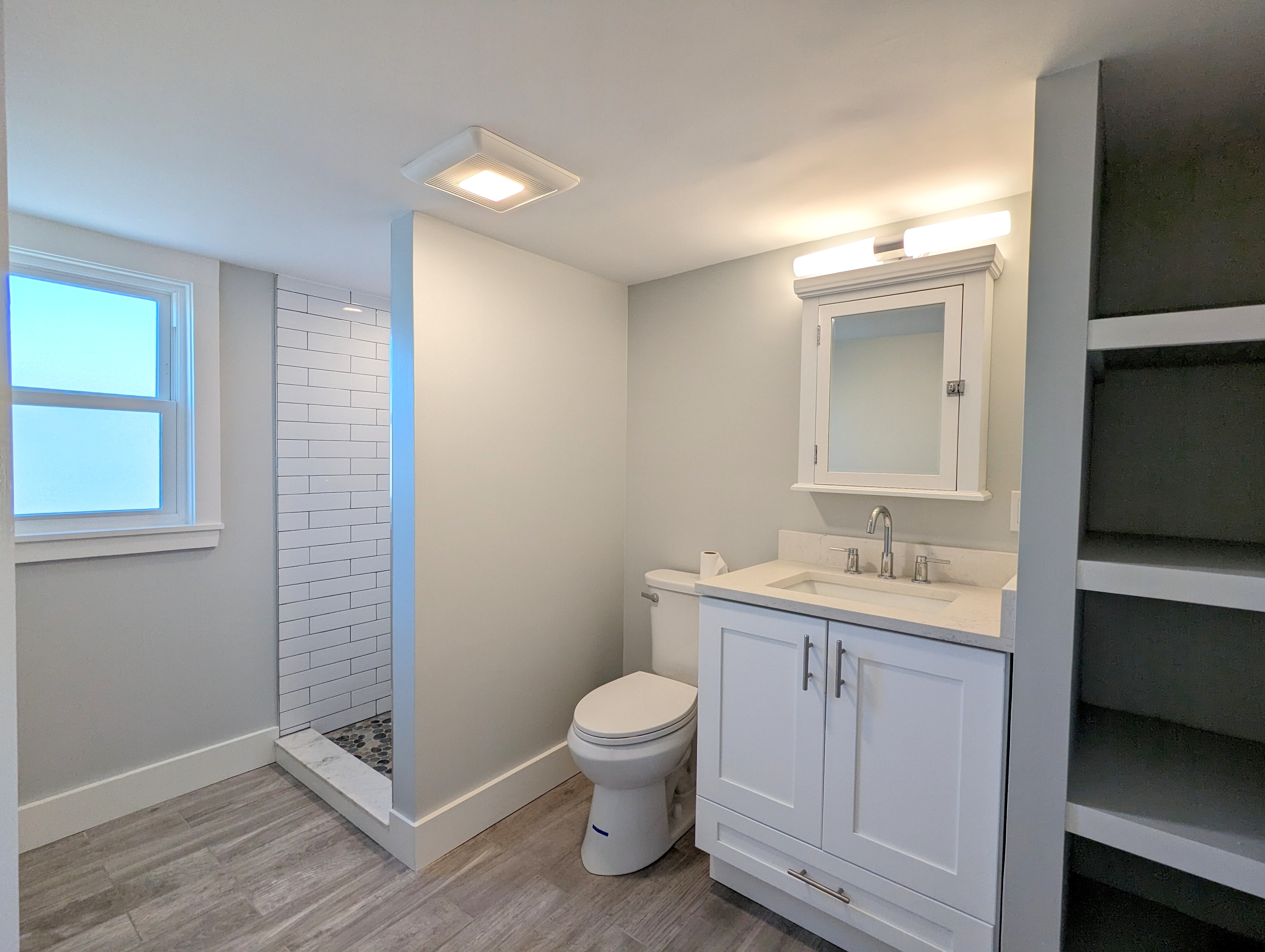 8 Fisk Ave, Magoun Square