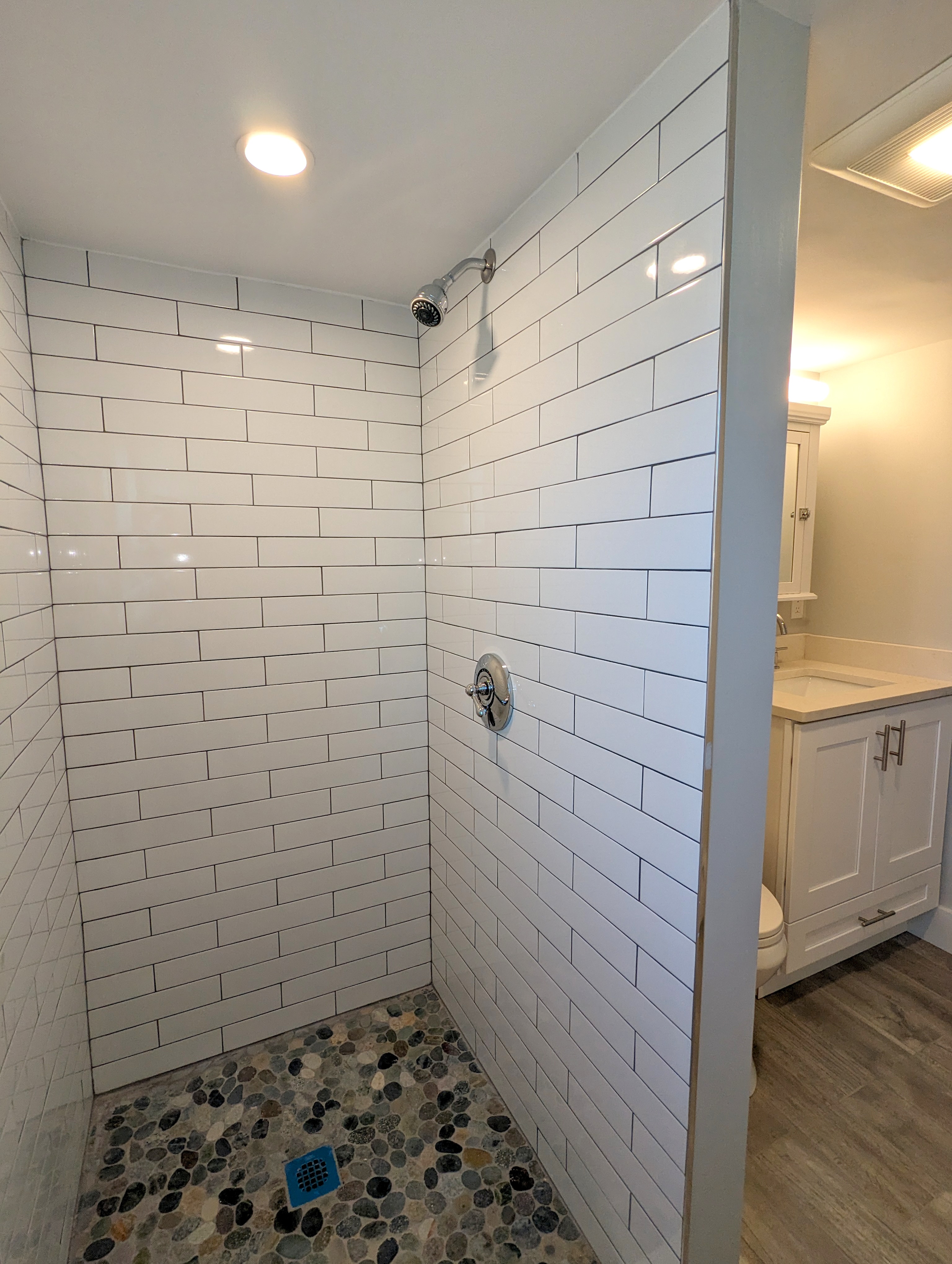 8 Fisk Ave, Magoun Square