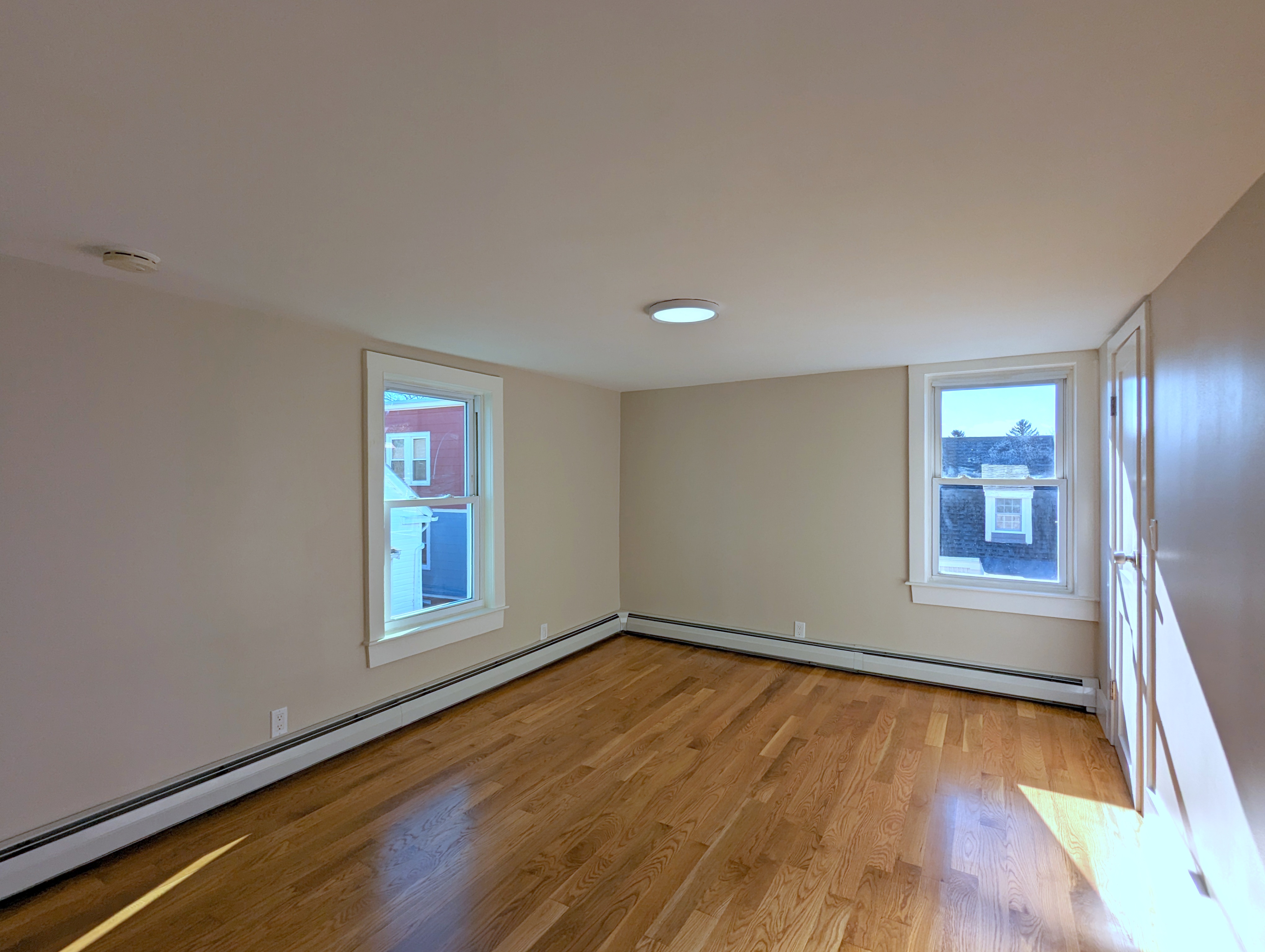 8 Fisk Ave, Magoun Square