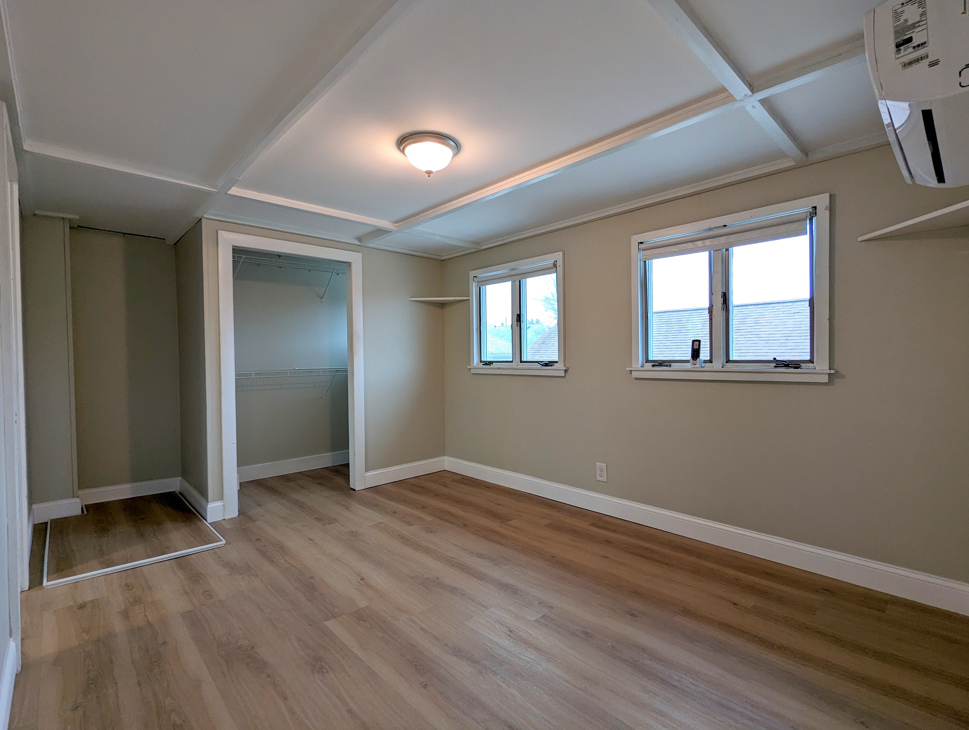 73 Woods Ave, Teele Square