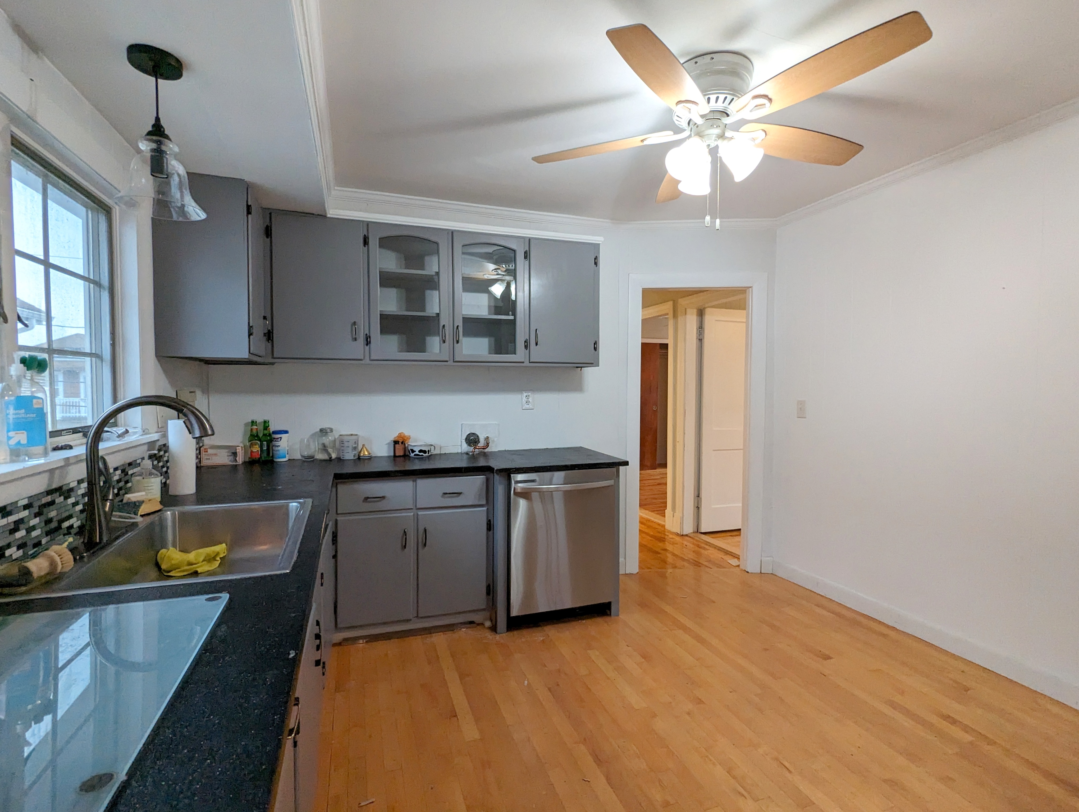 73 Woods Ave, Teele Square