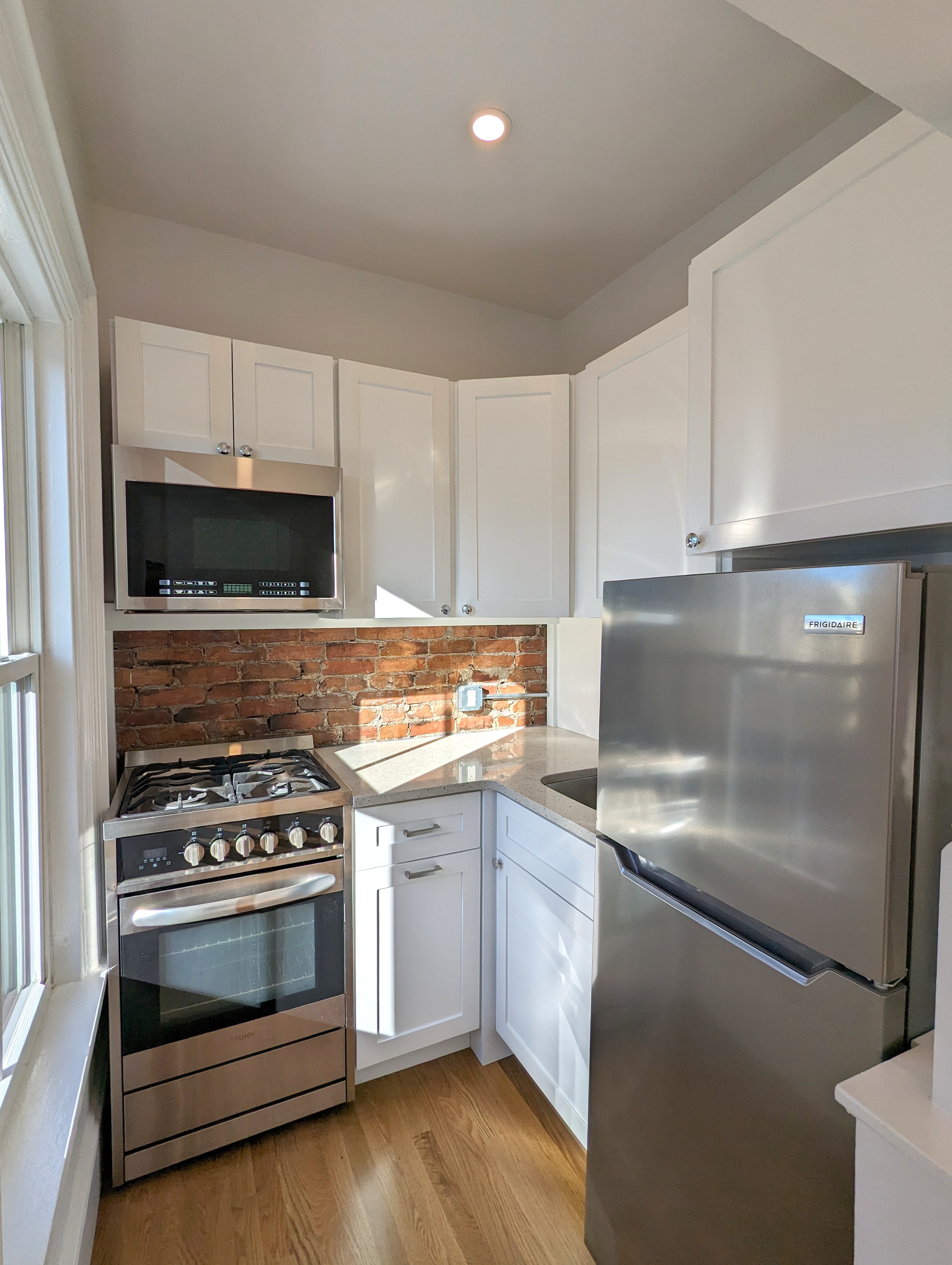 19 Howe St, Magoun Square