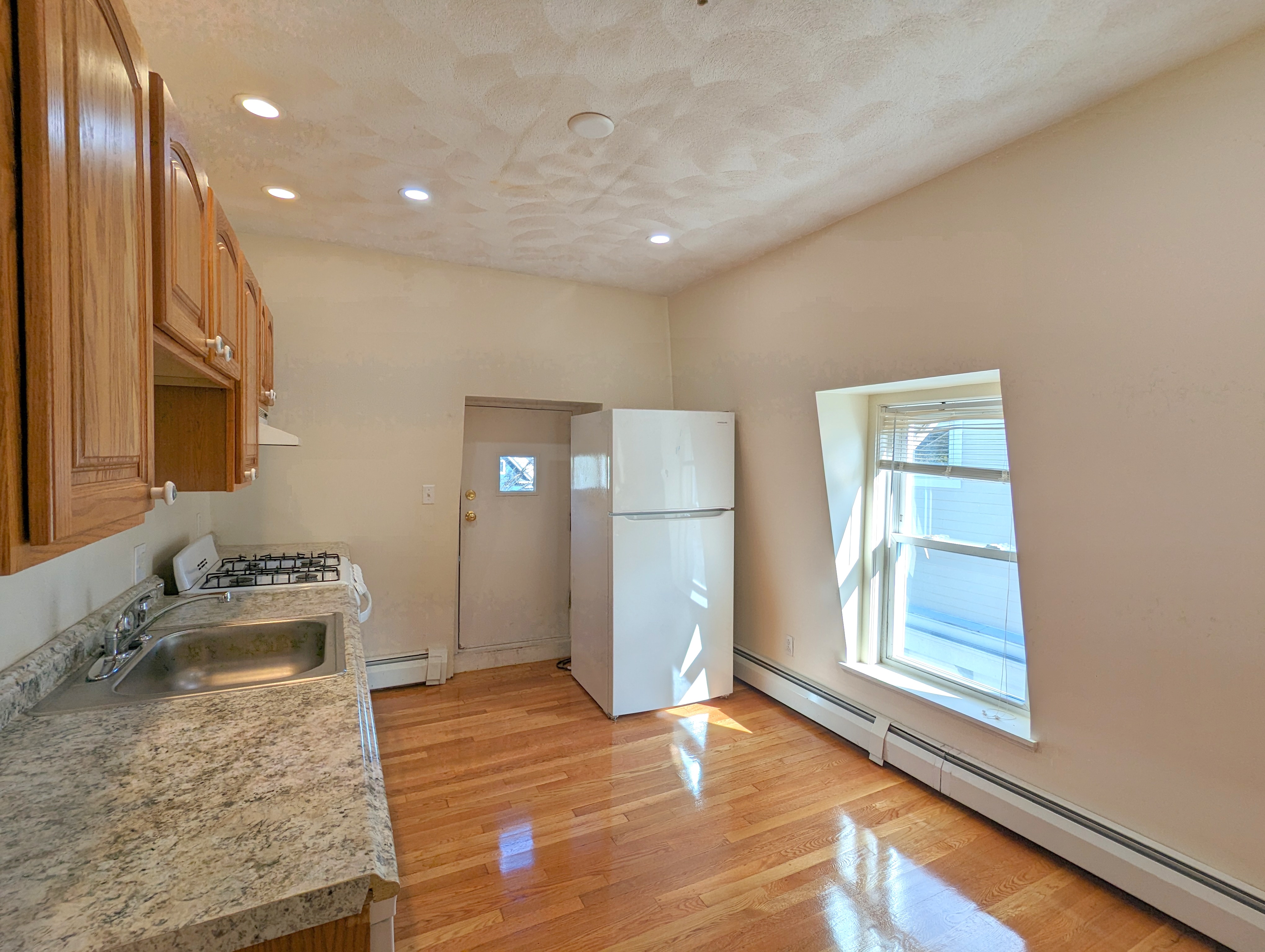 15 Howe St, Magoun Square