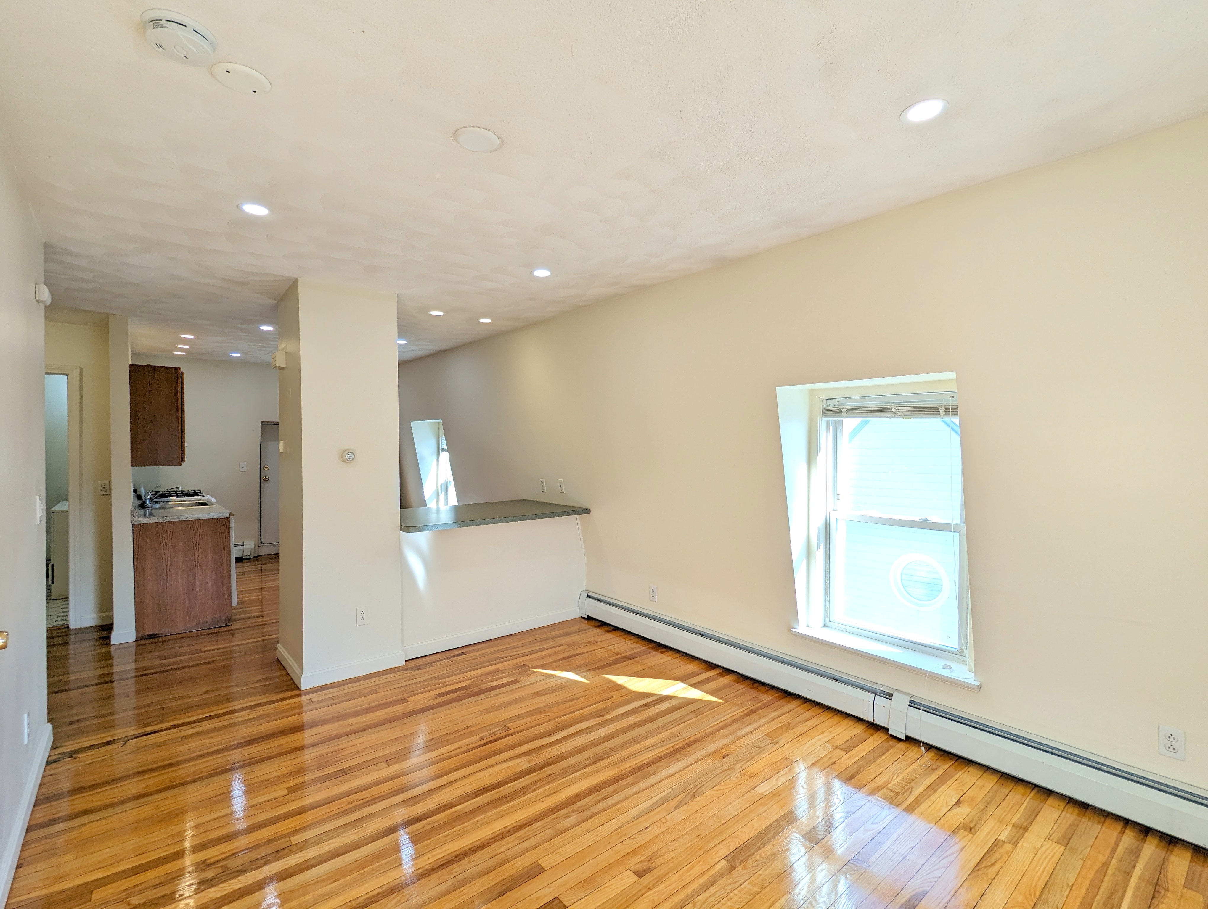 15 Howe St, Magoun Square