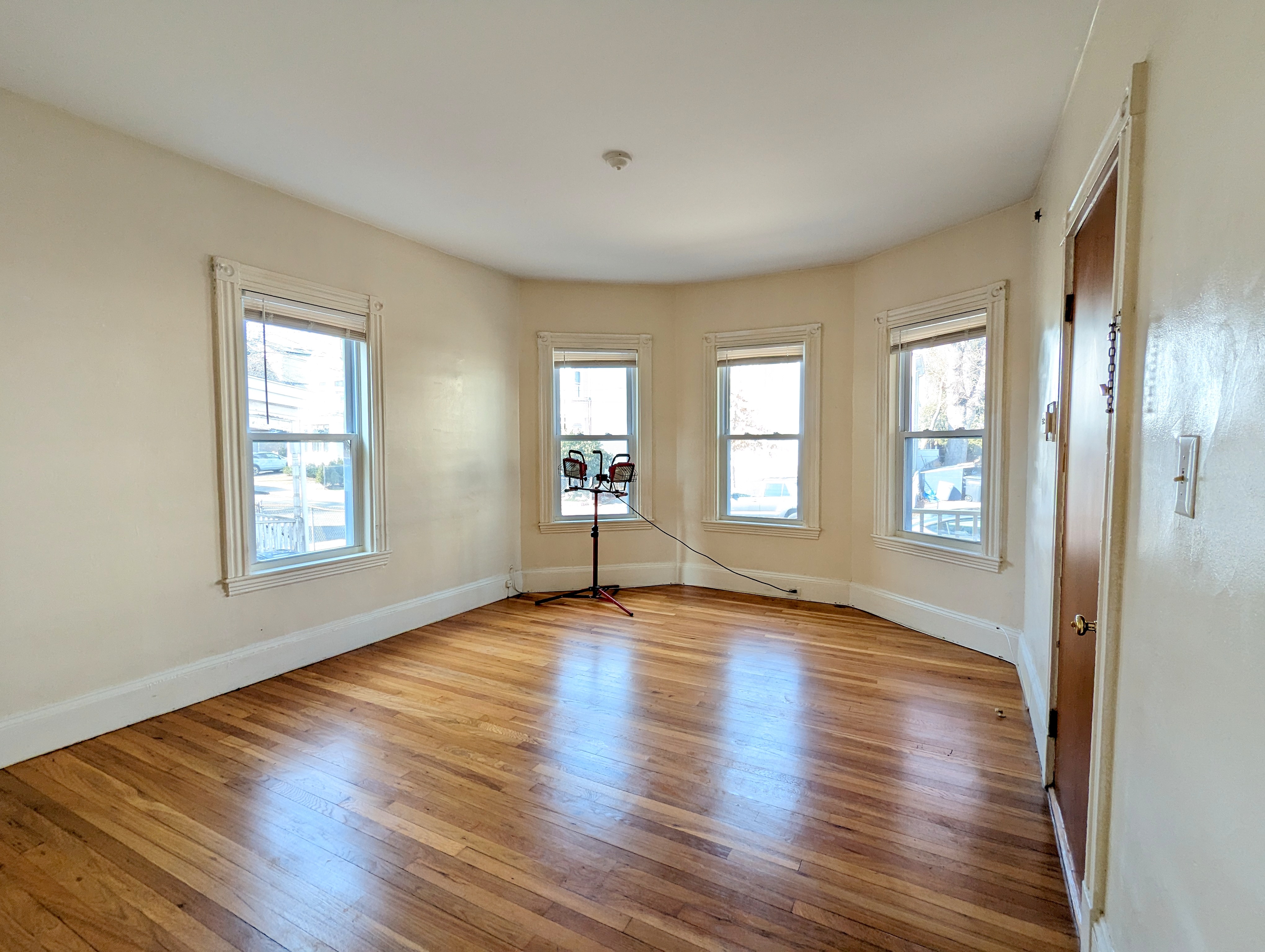 28 Claremon St, Teele Square