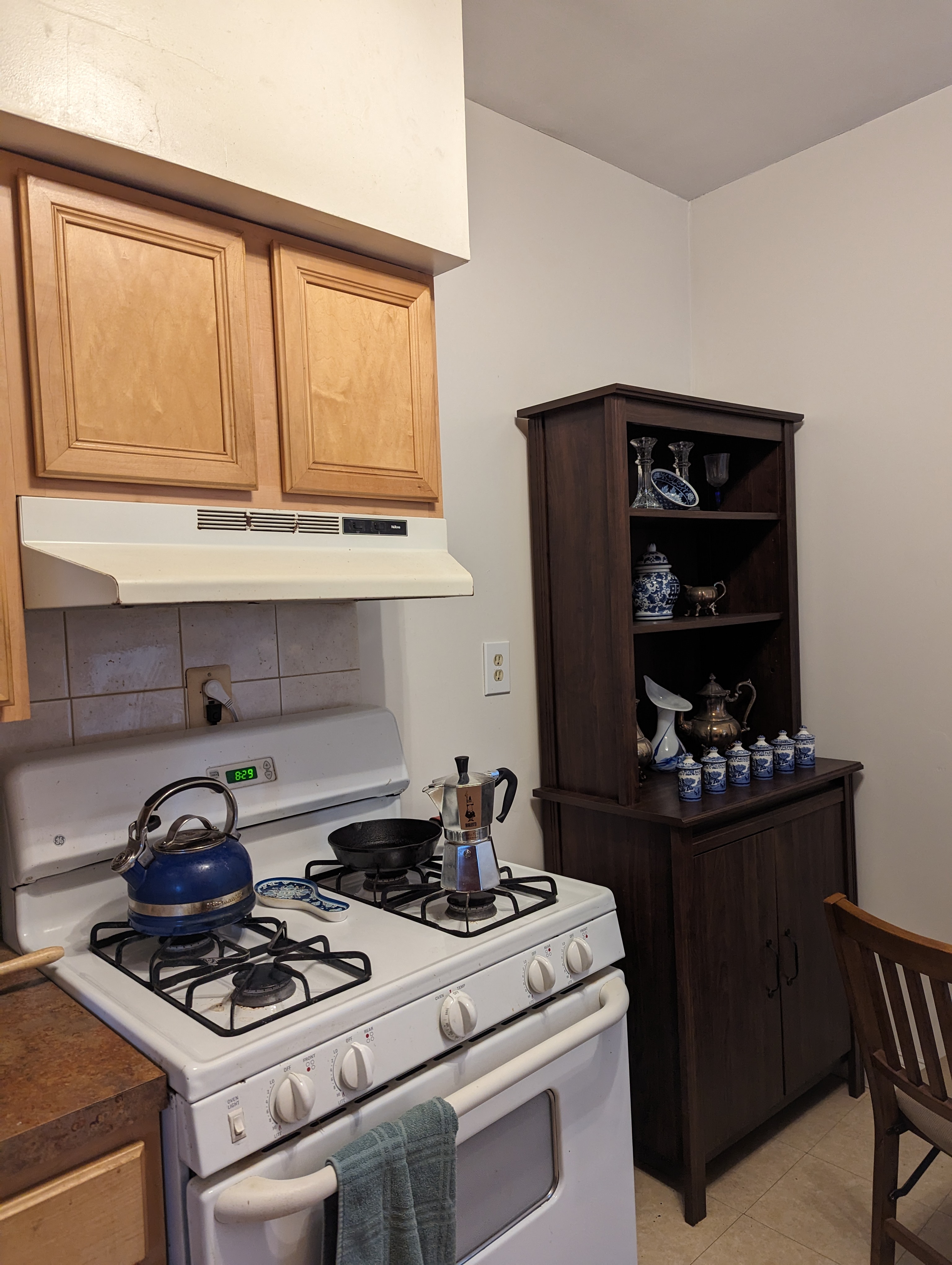 2003 Commonwealth Ave, Brighton