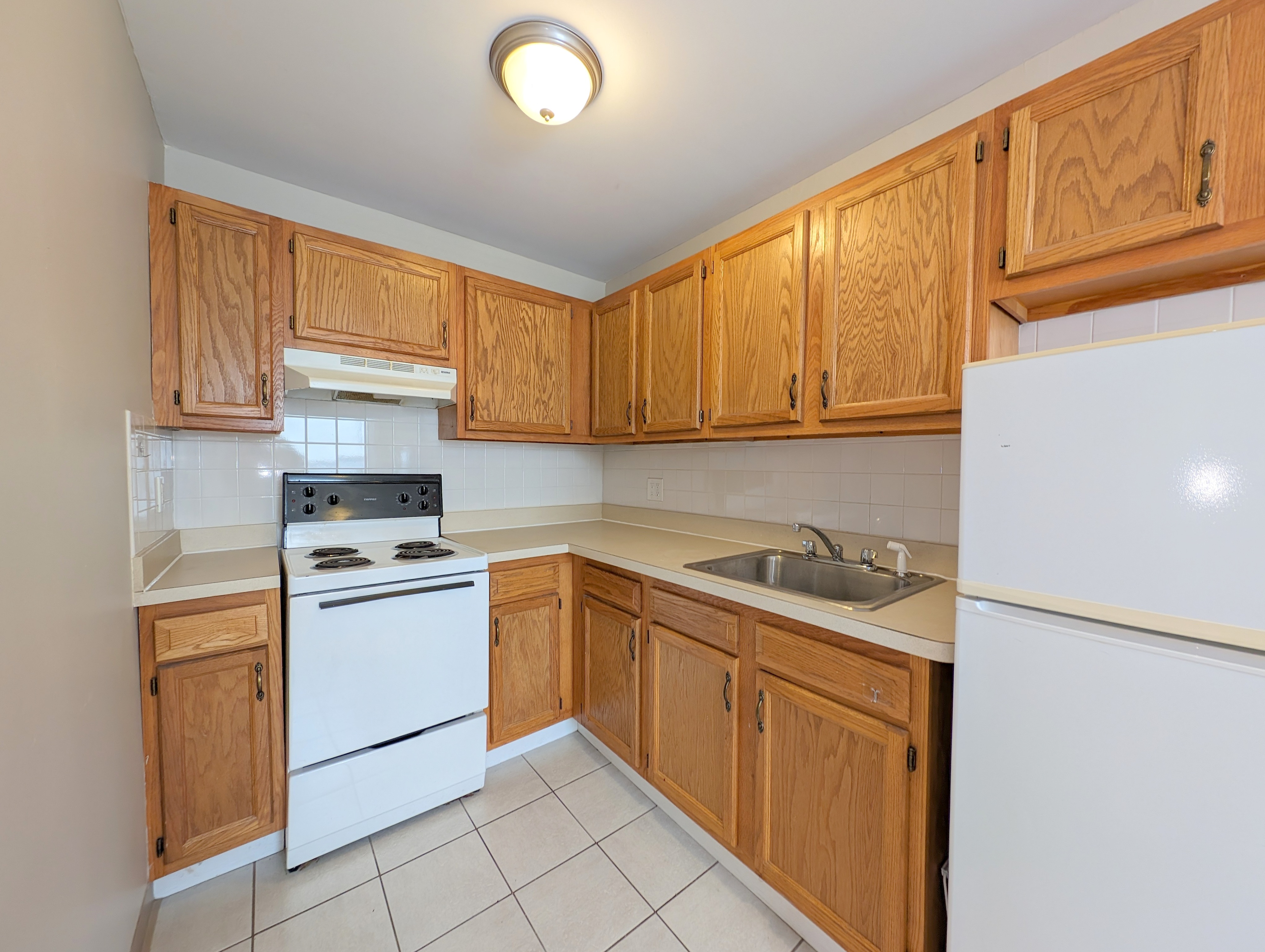 10 Agassiz St, Neighborhood Nine