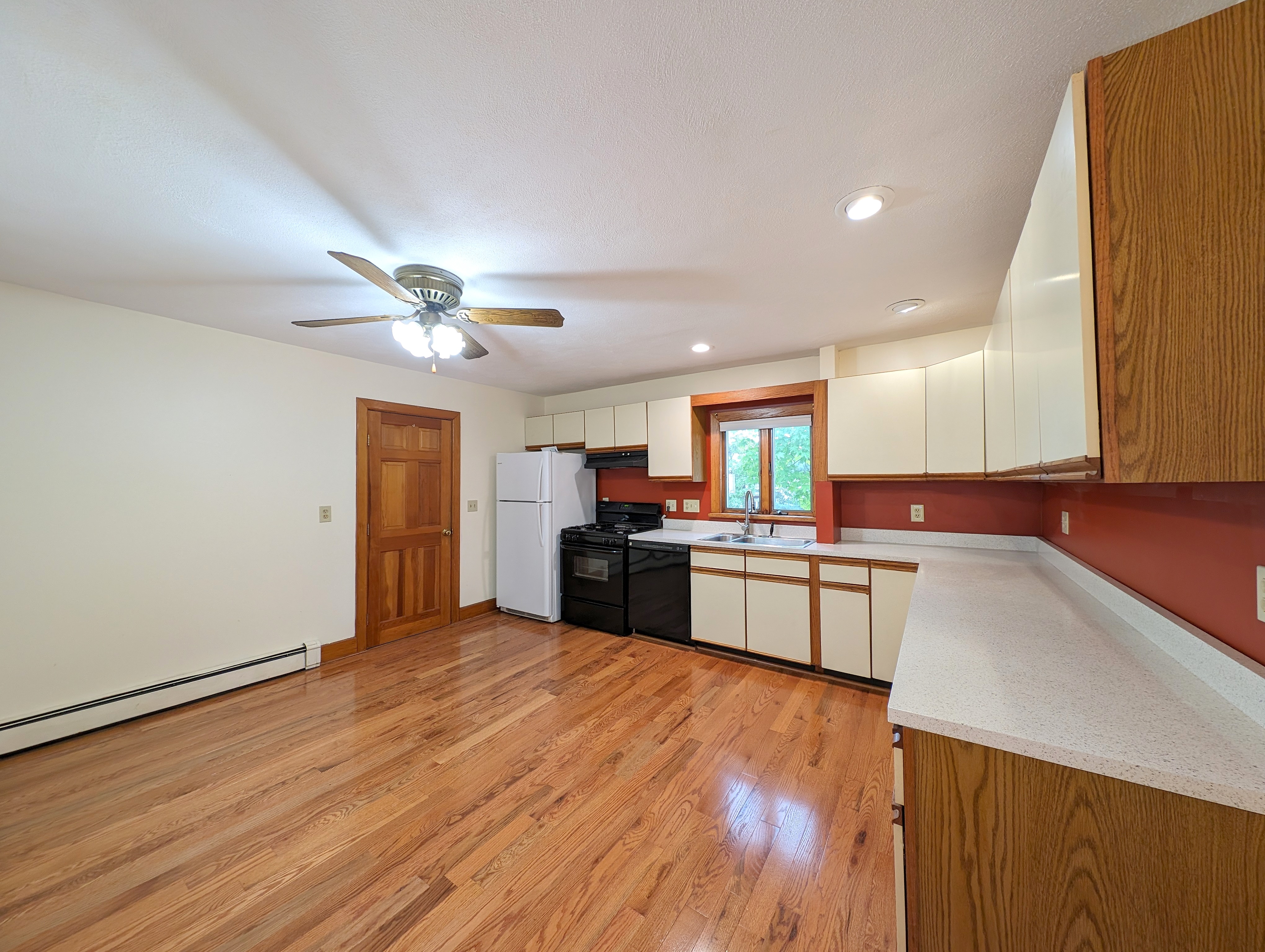 119 Lowell St, Spring Hill