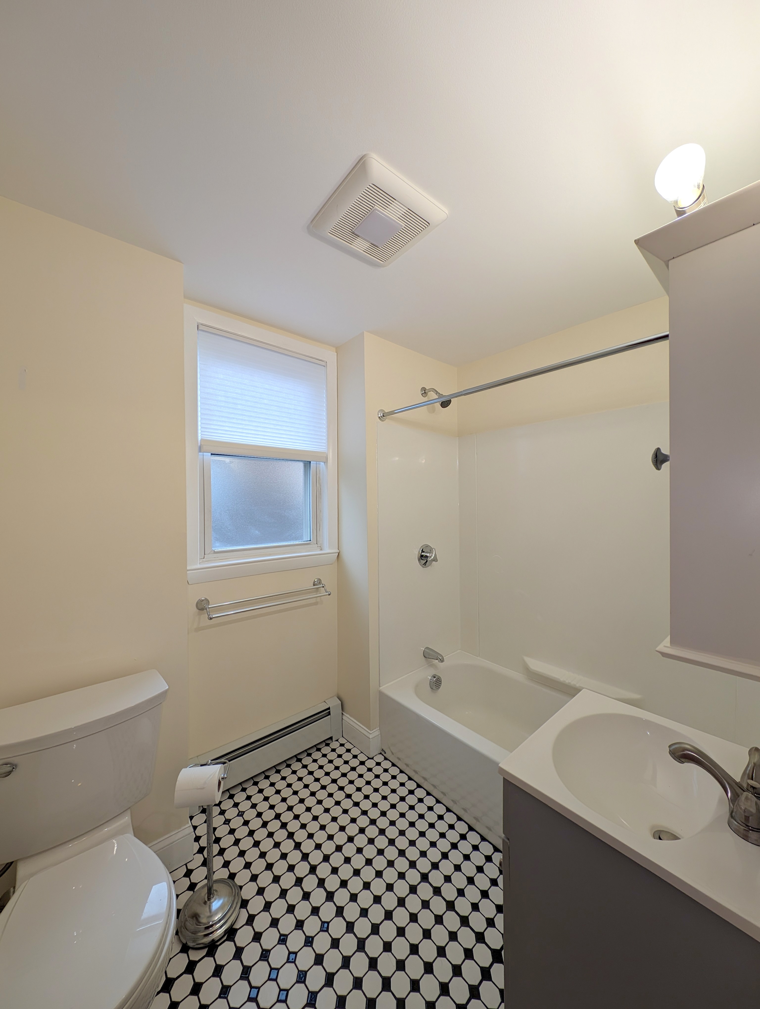 119 Lowell St, Spring Hill