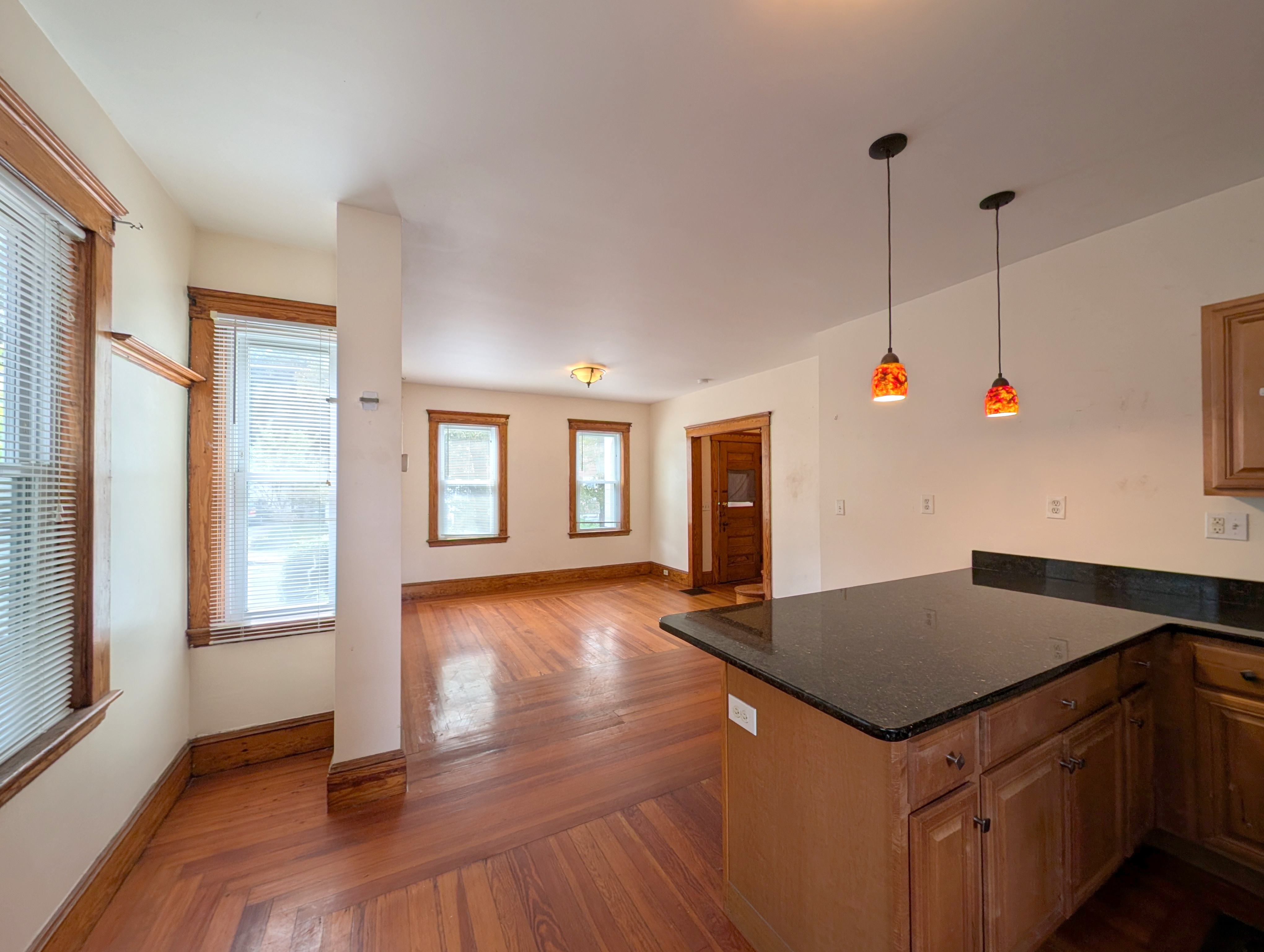 79 Capen St, Medford