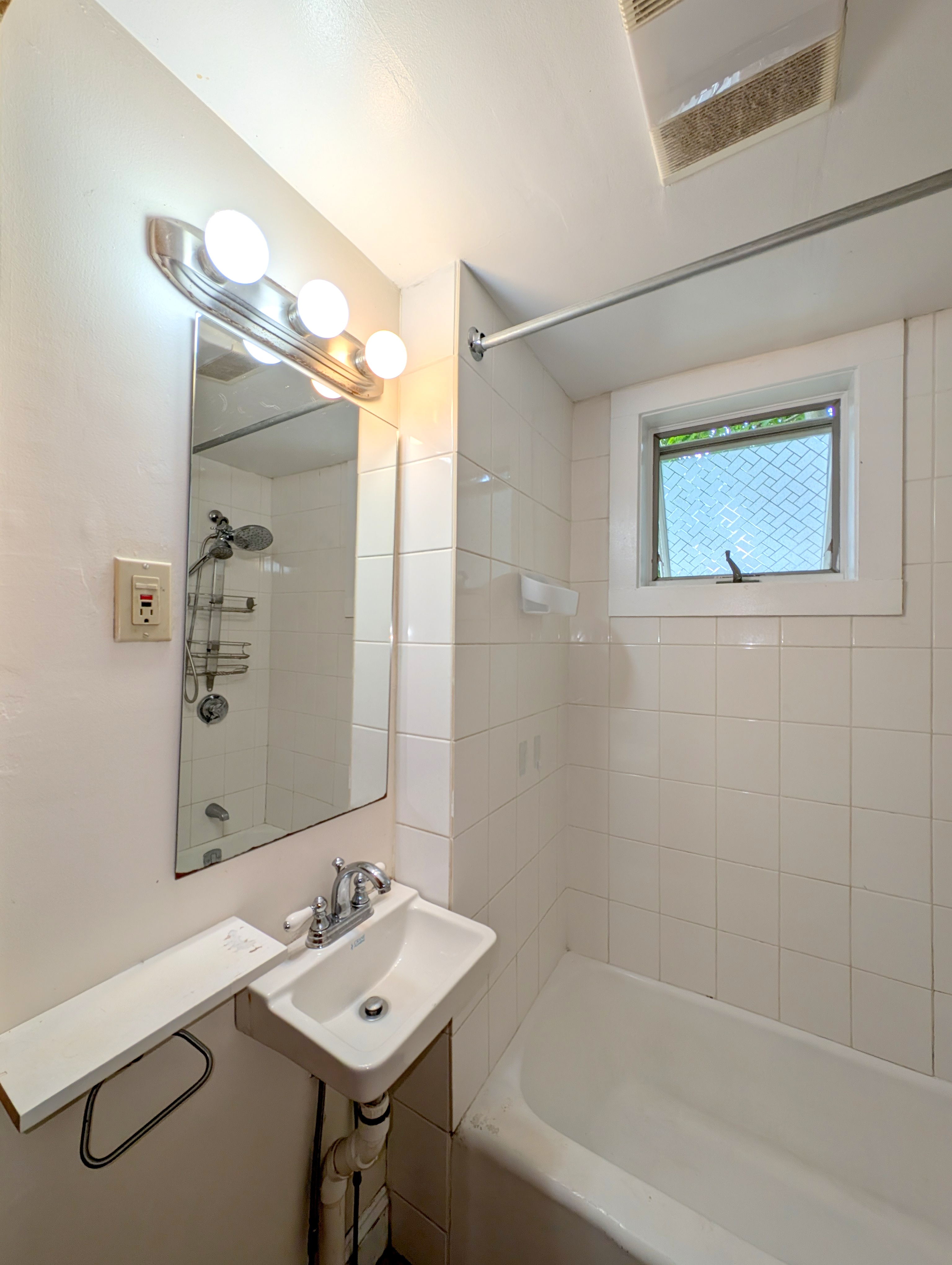 79 Capen St, Medford